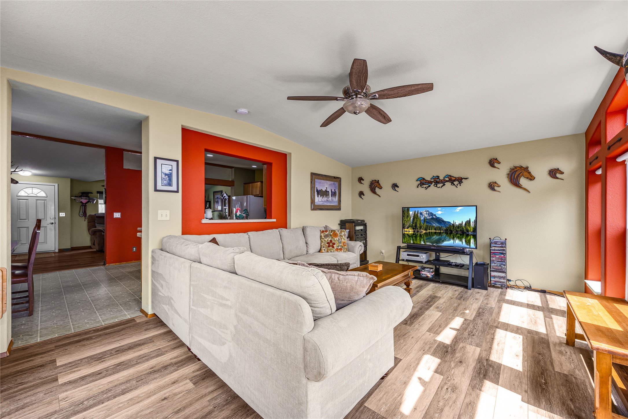 5122 Hoblitt Lane N Property Photo 18