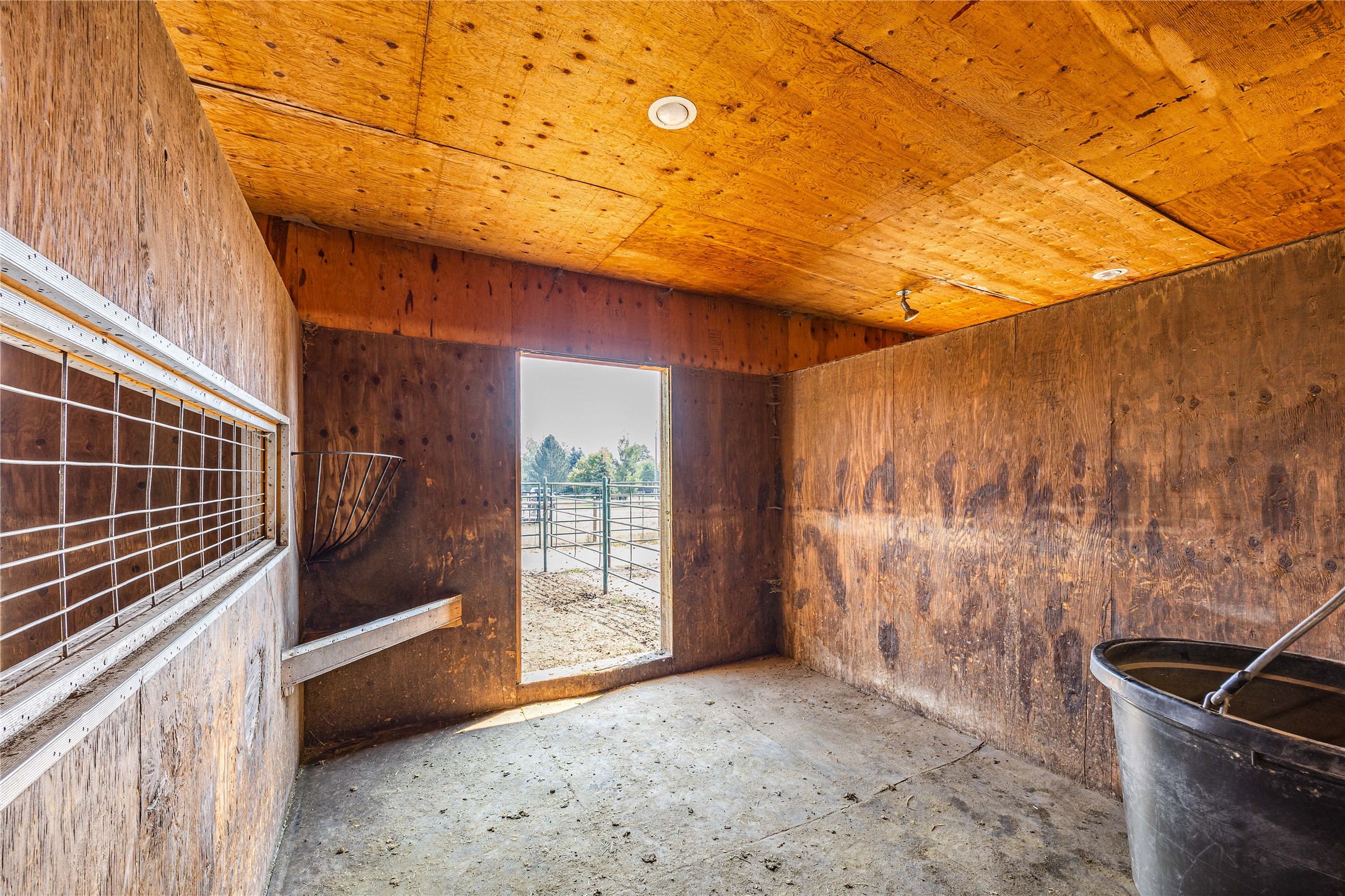 5122 Hoblitt Lane N Property Photo 33
