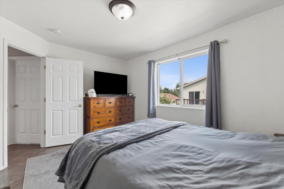 55 Rockefeller Drive Property Photo 15