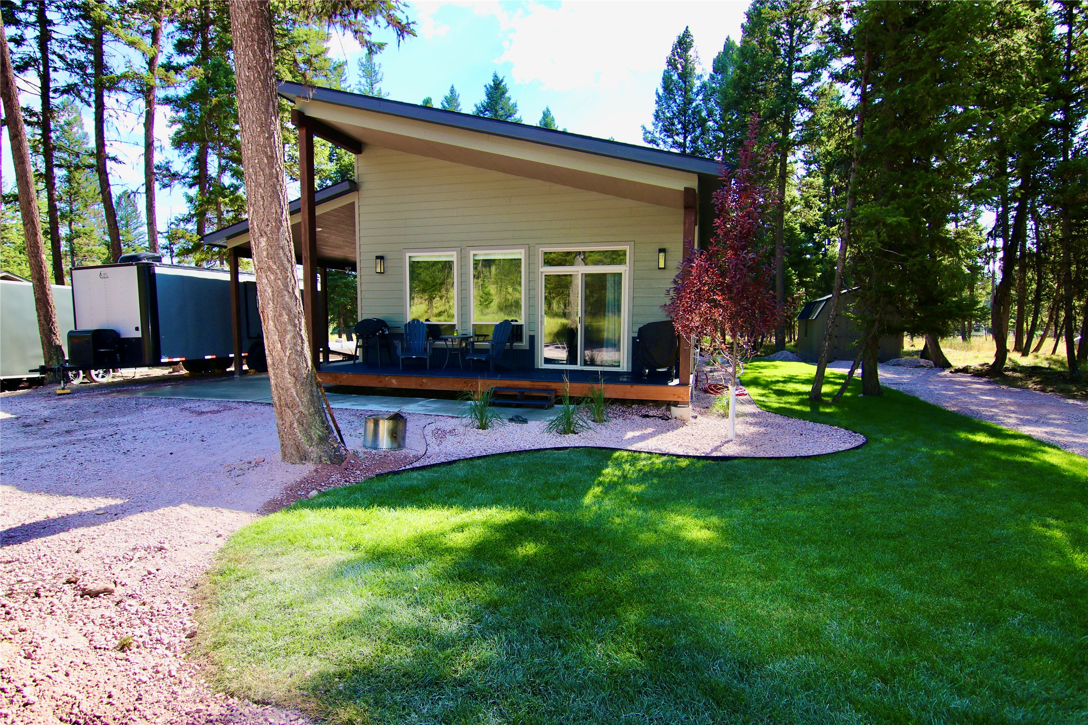 216 Silvertip Trail Property Photo 1