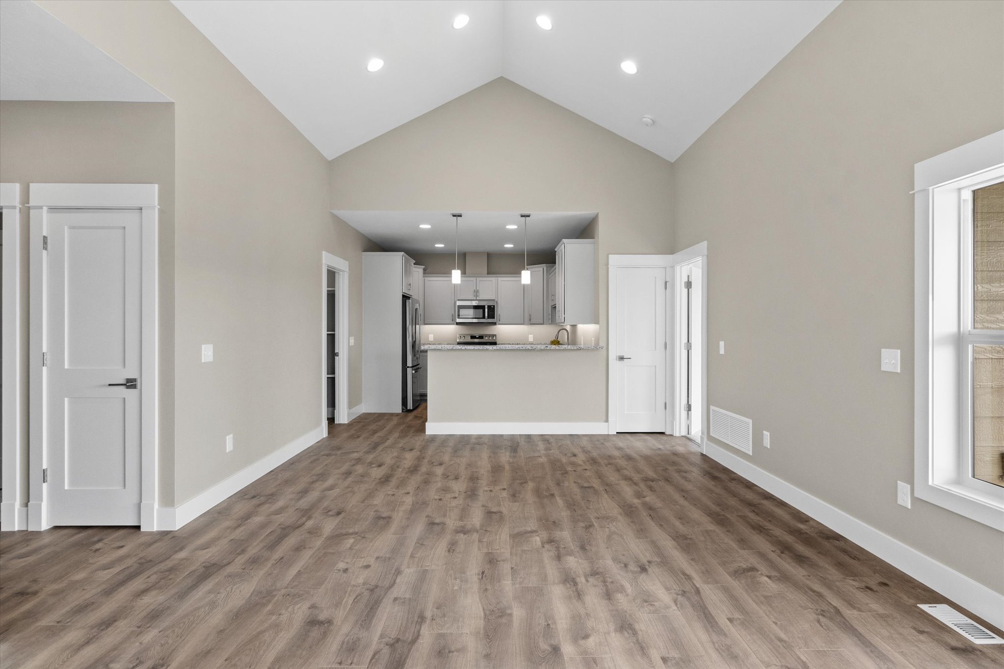 180 War Eagle Street Property Photo 18