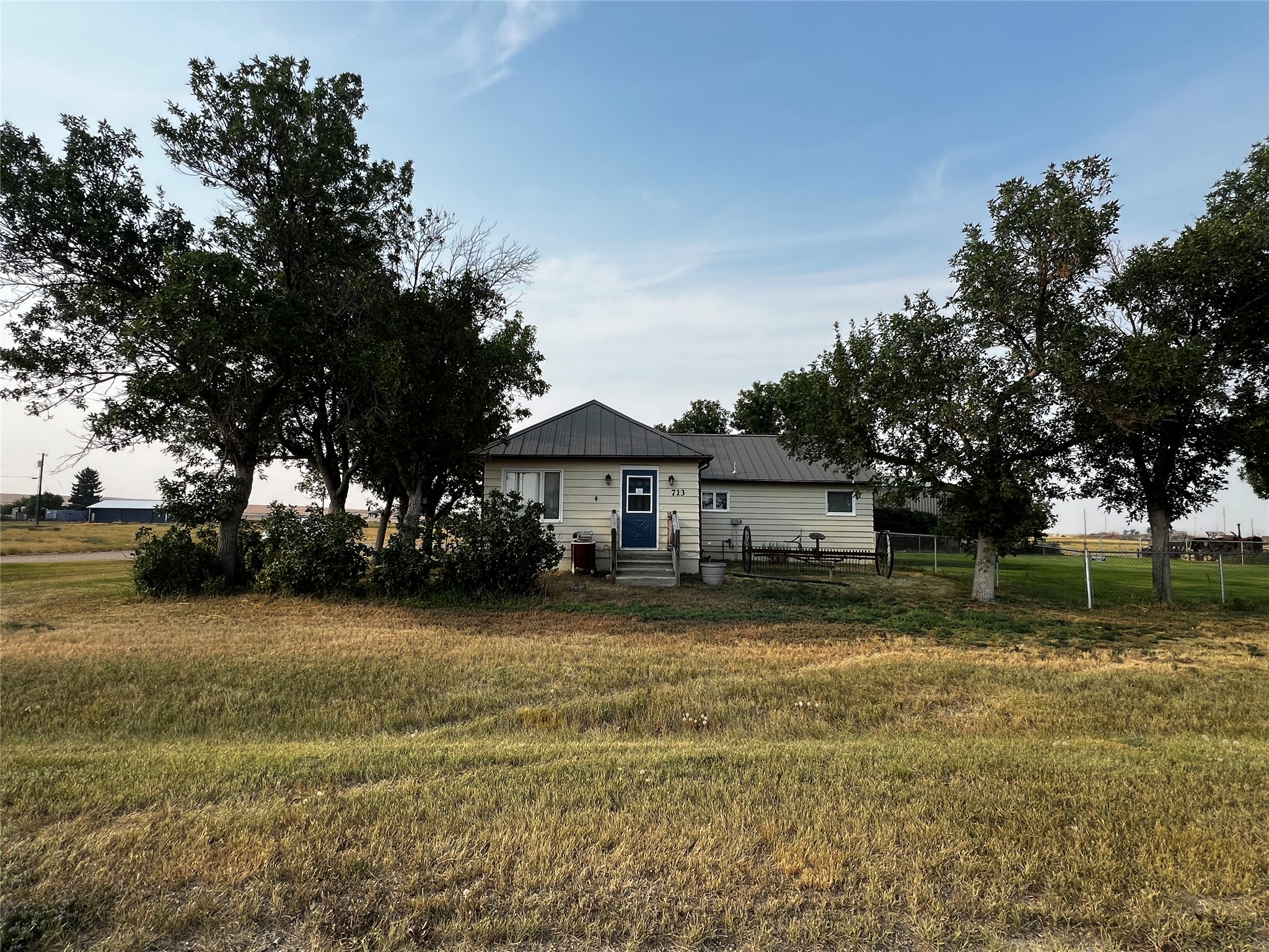 713 3rd Avenue Property Photo 5