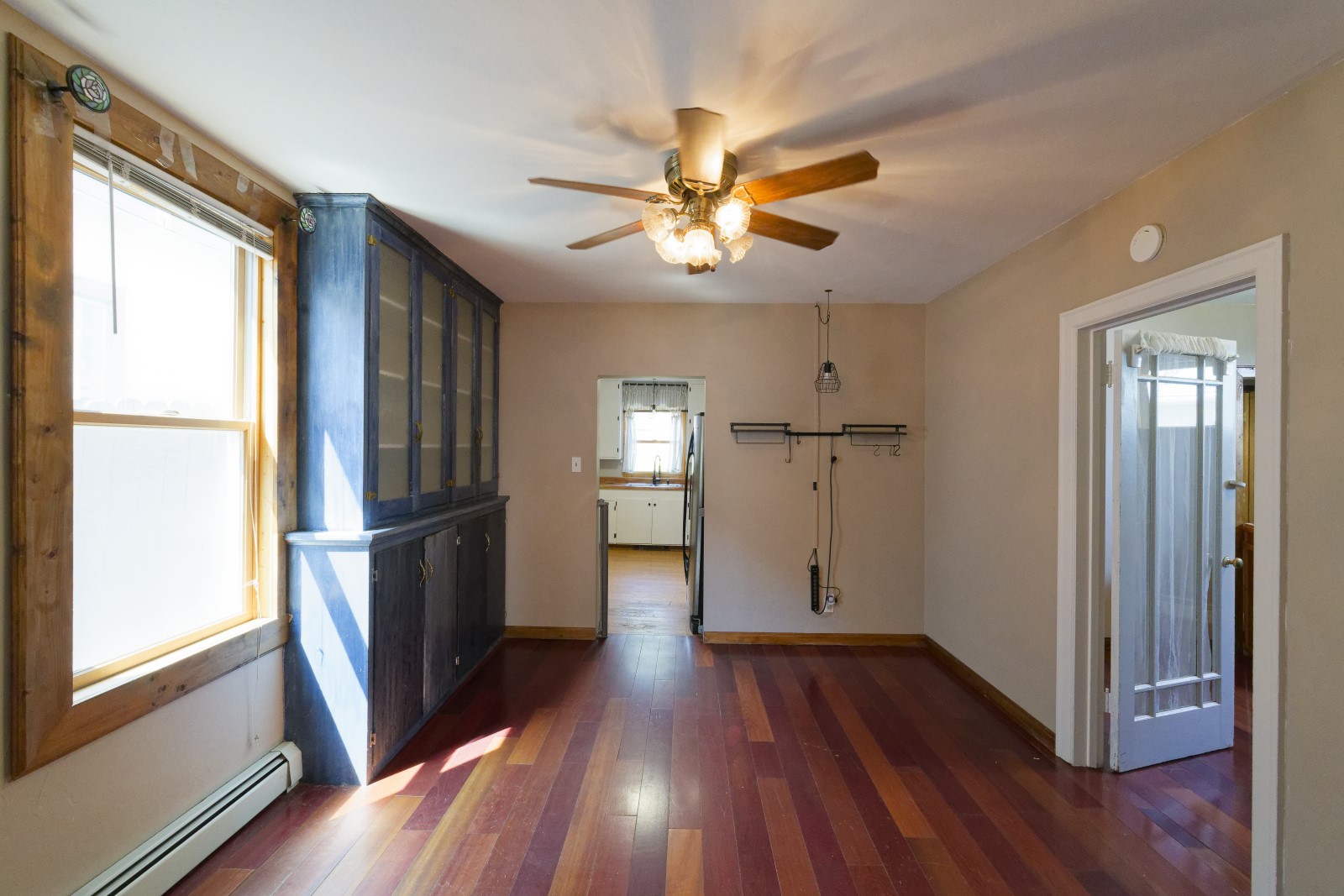 935 Hornet Street Property Photo 6