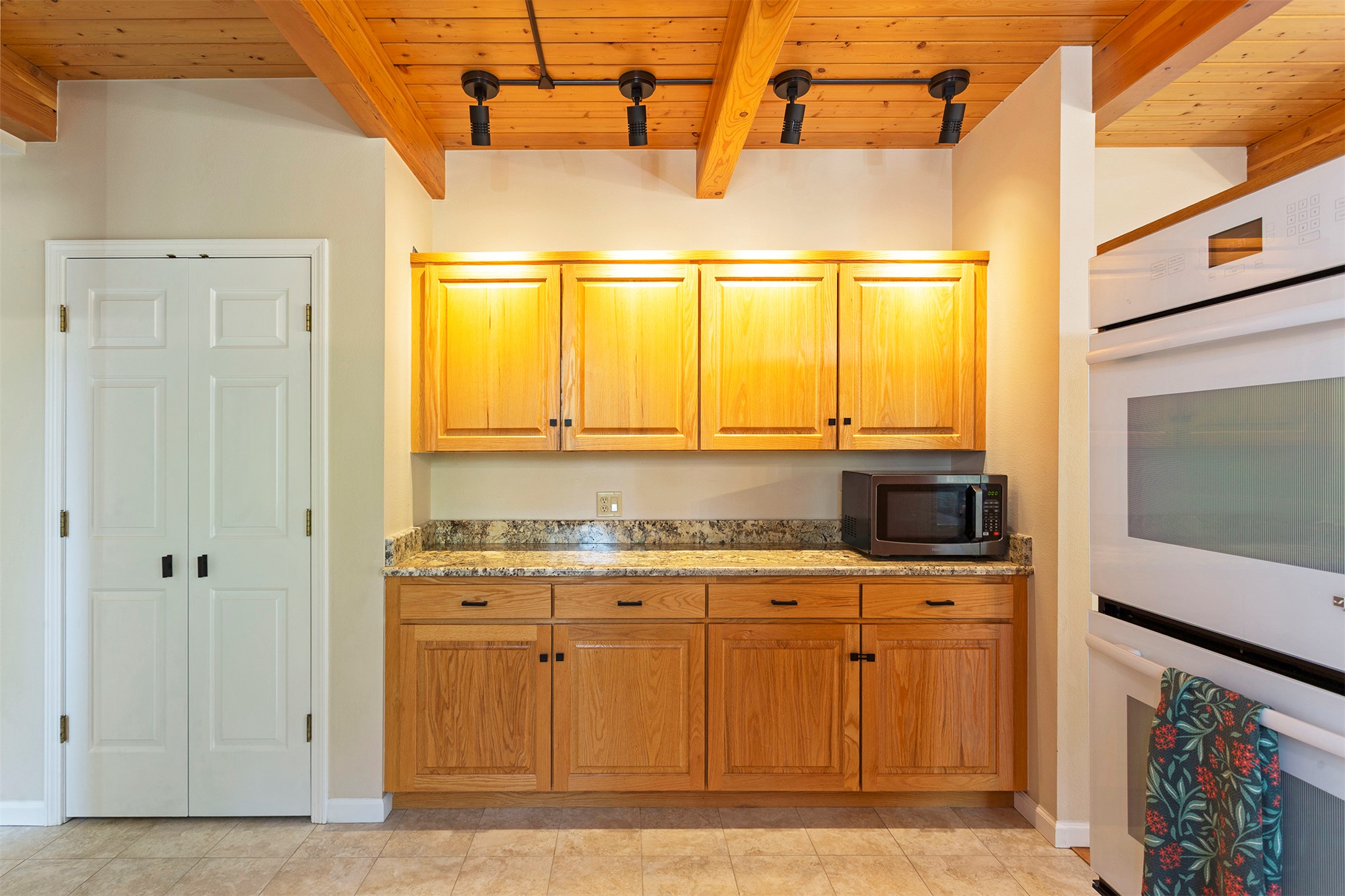 108 Freedom Road Property Photo 25