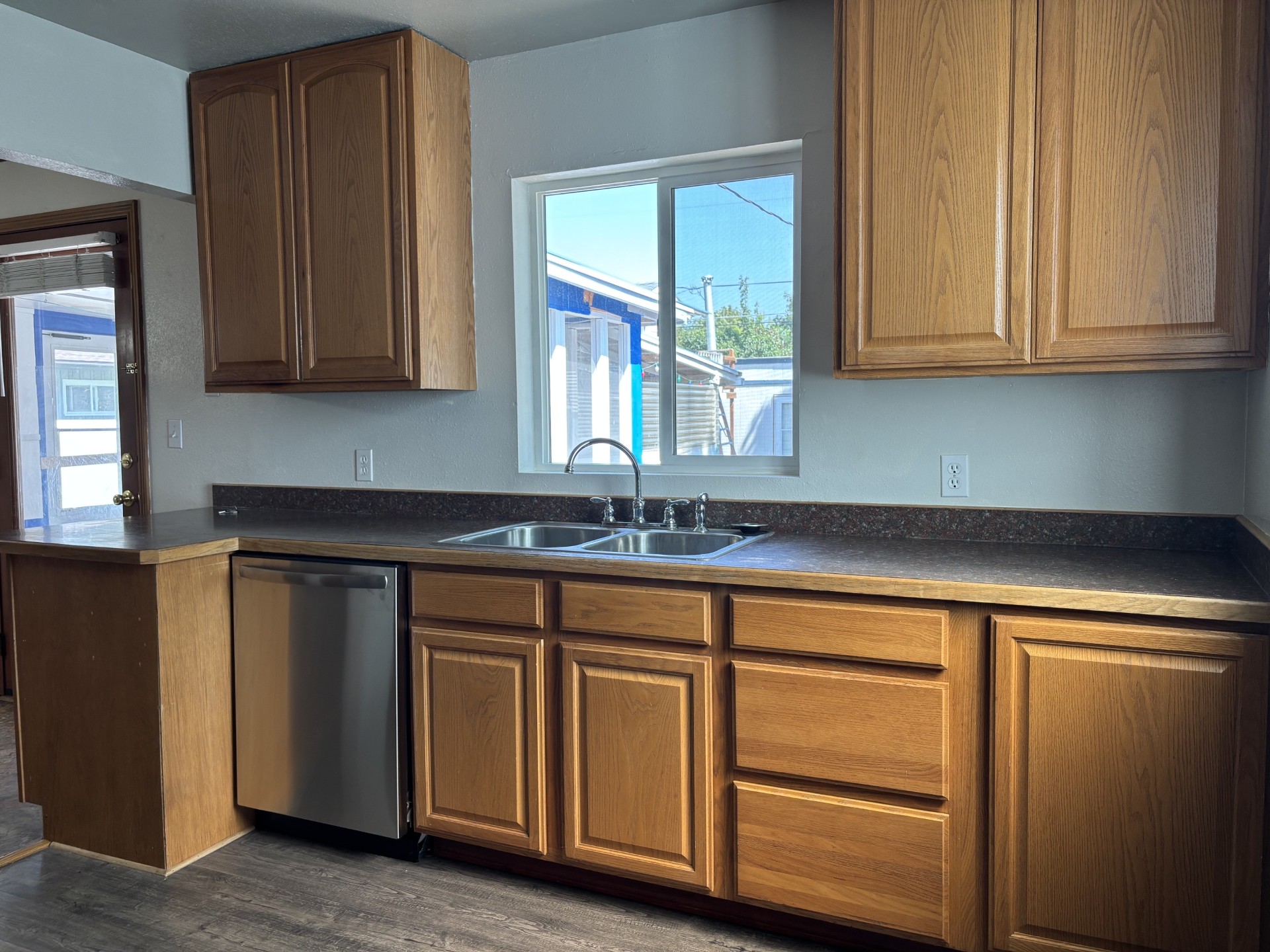 1111 6th Avenue E Property Photo 5