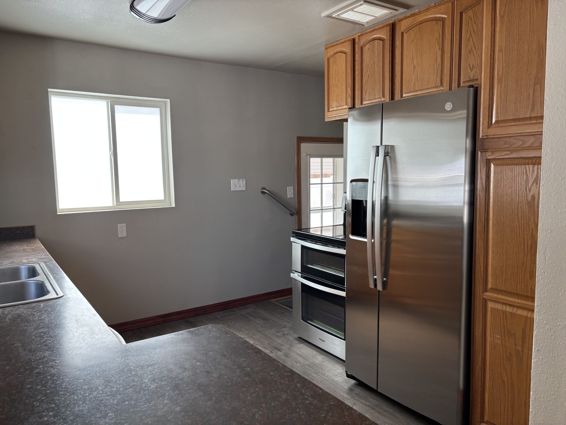 1111 6th Avenue E Property Photo 6