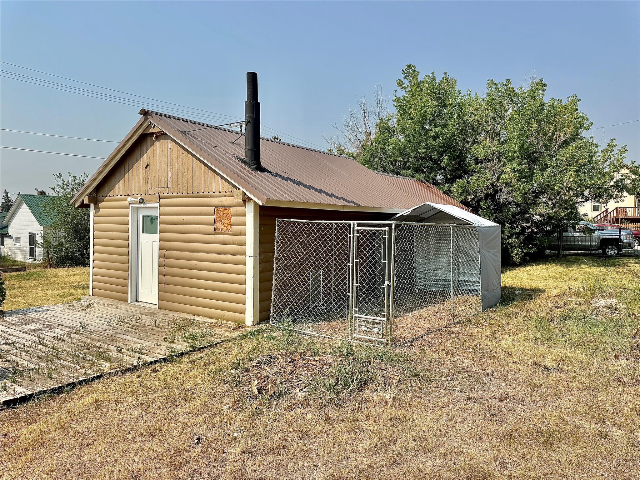 400 E Larime Street Property Photo 3