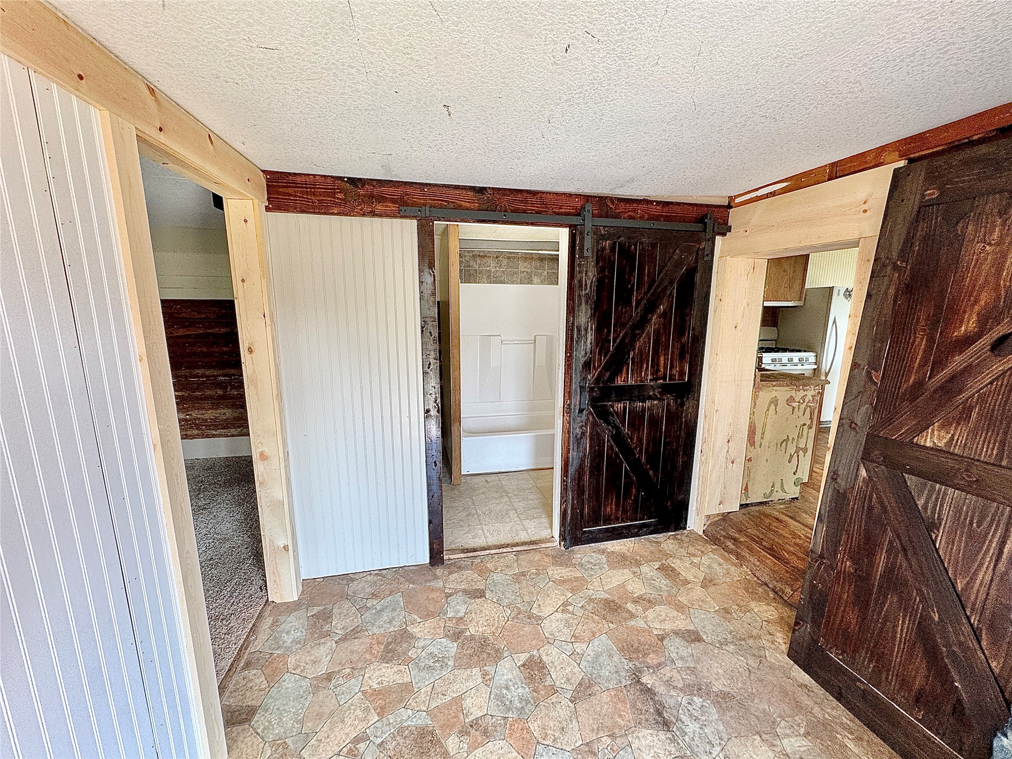 400 E Larime Street Property Photo 19
