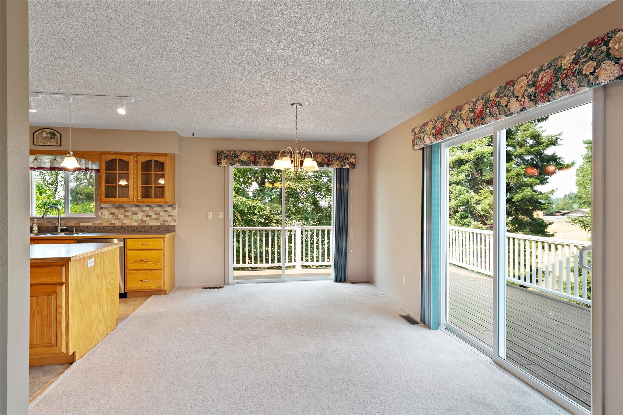 600 Jensen Road Property Photo 17