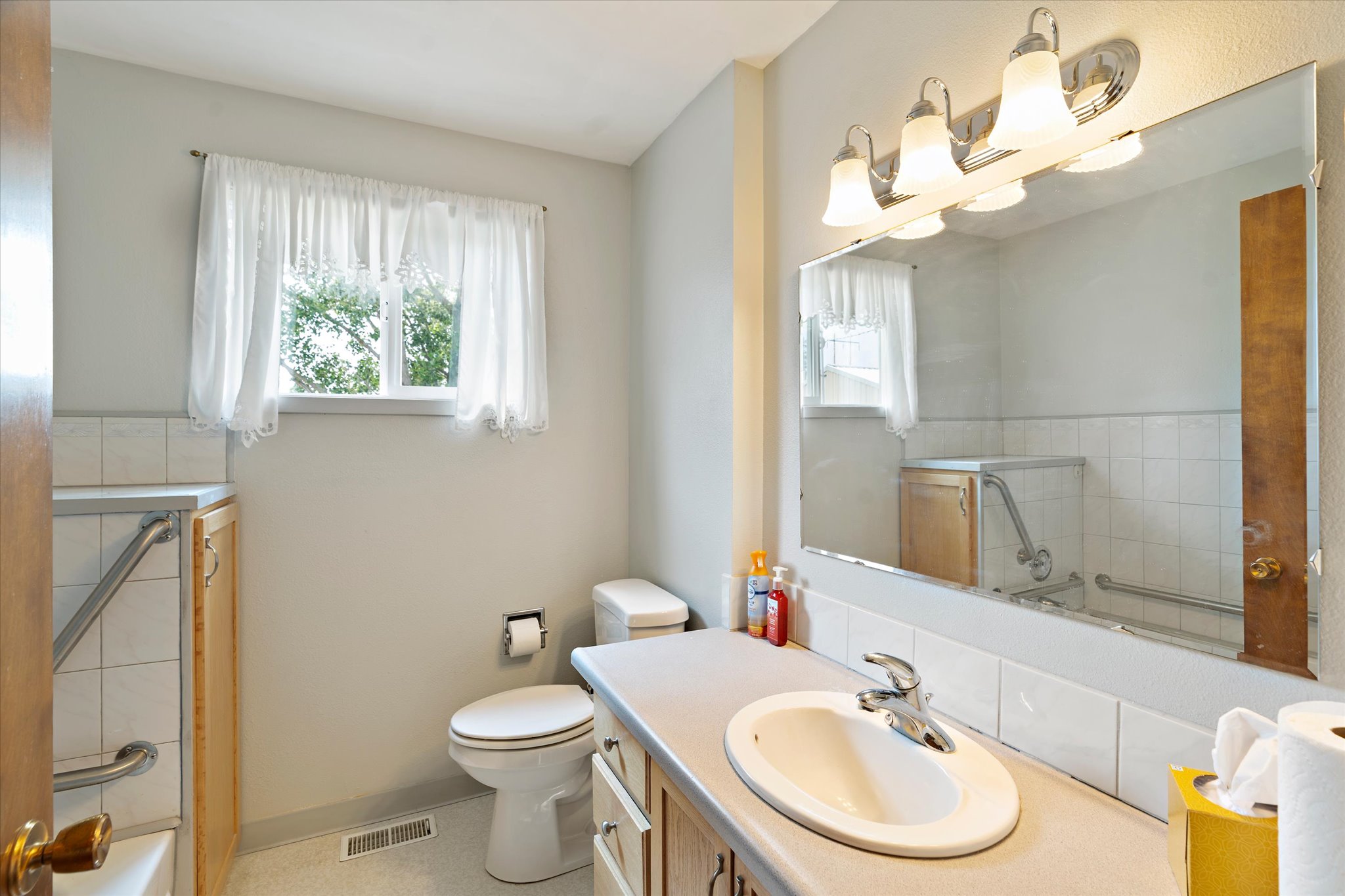 600 Jensen Road Property Photo 22