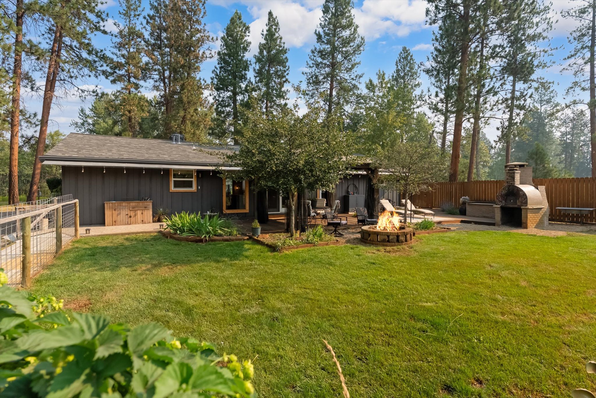 4725 E Carlton Creek Road Property Photo 5