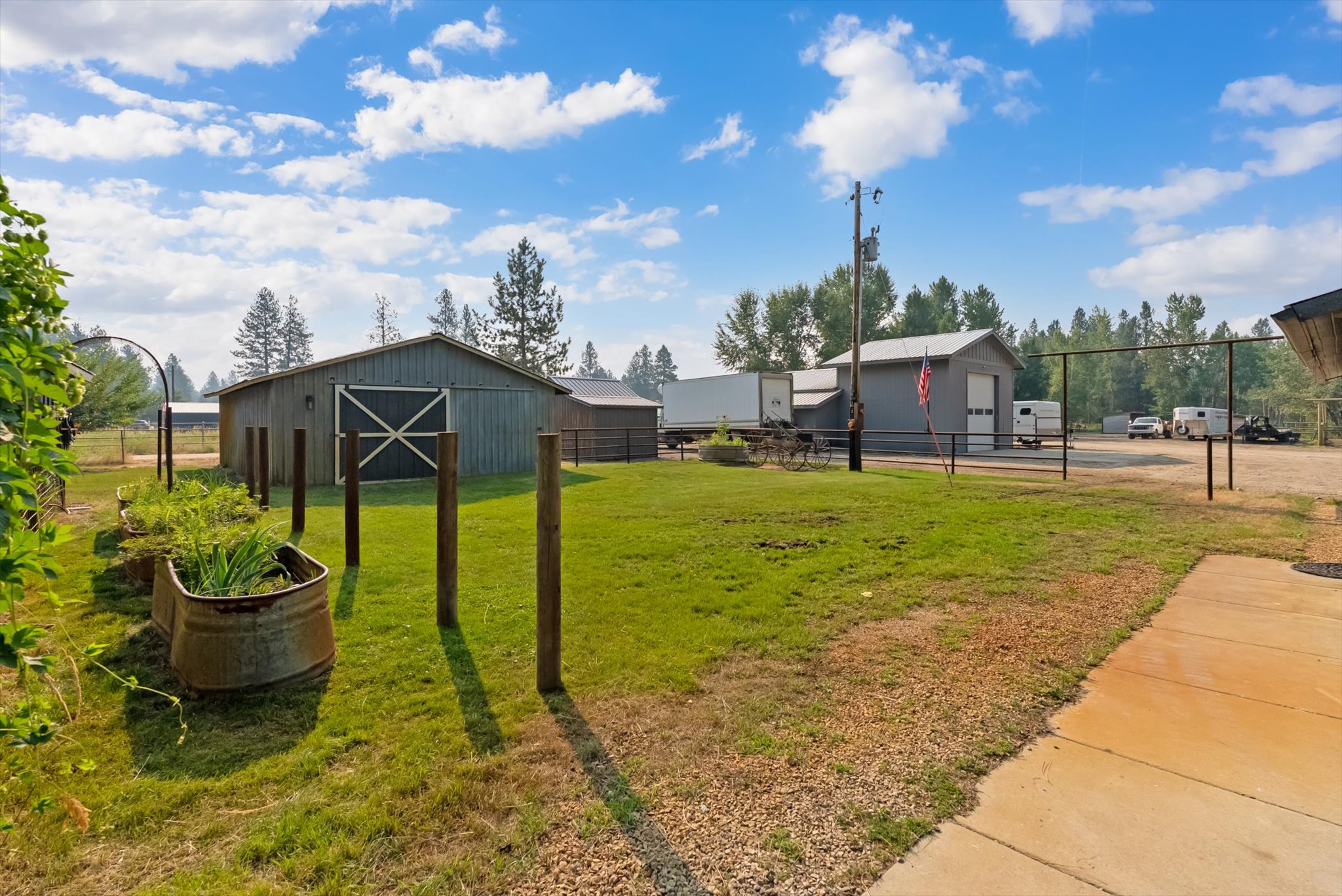 4725 E Carlton Creek Road Property Photo 28