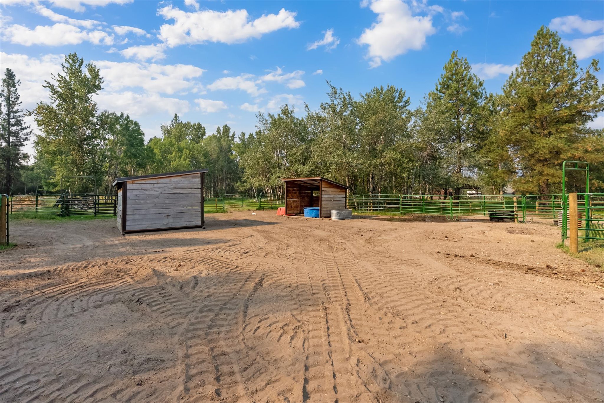 4725 E Carlton Creek Road Property Photo 32