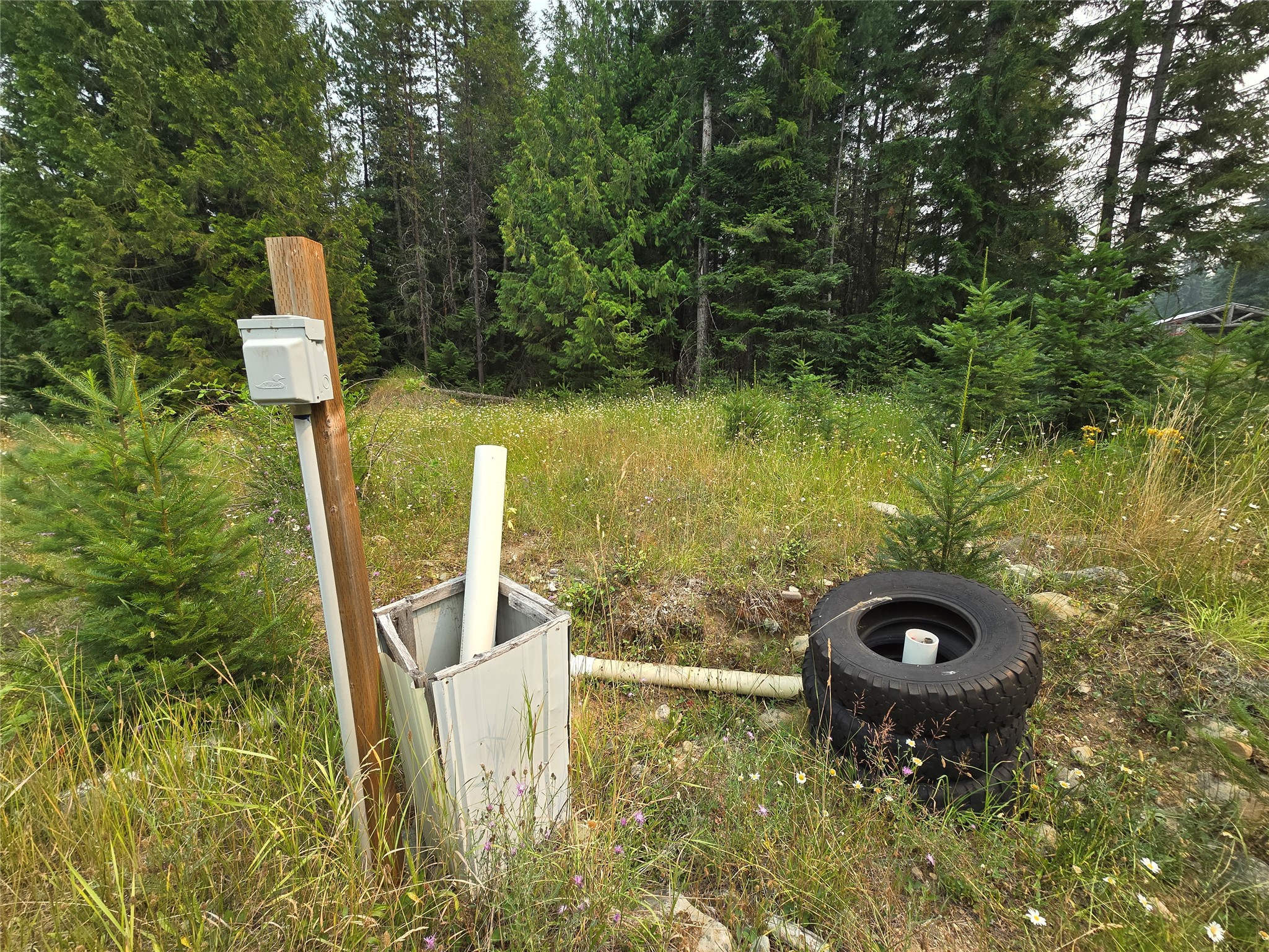 12941 Yaak River Road Property Photo 7