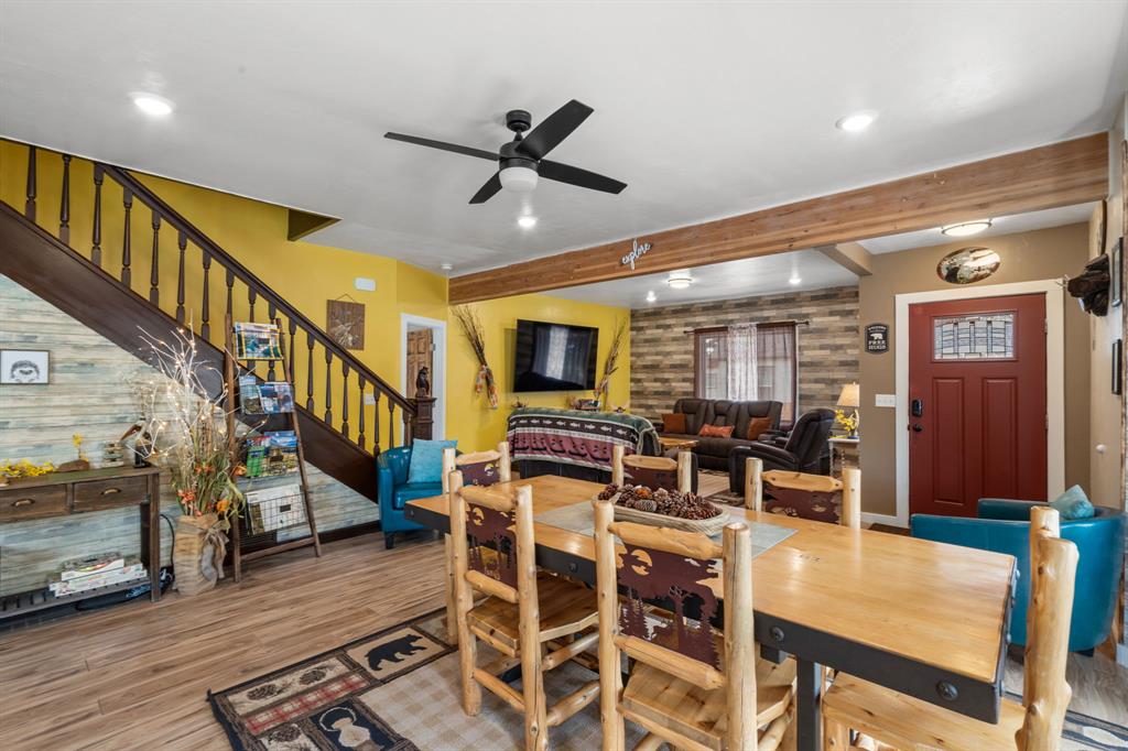 215 S Spruce Street Property Photo 8
