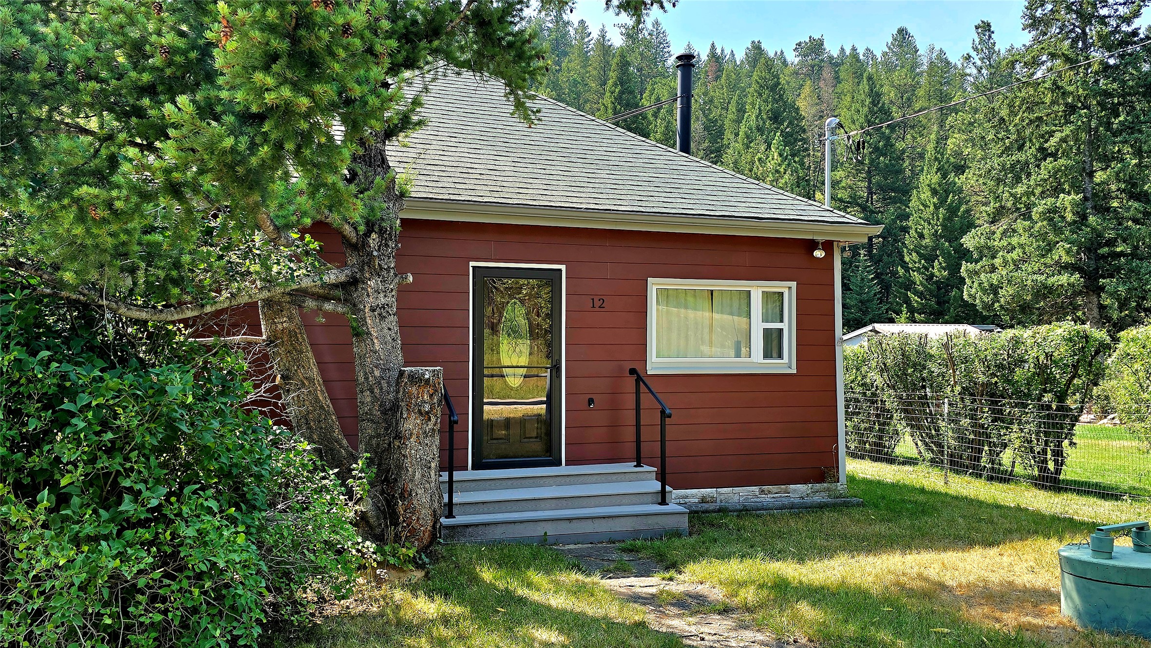 12 Cascade Avenue Property Photo 1