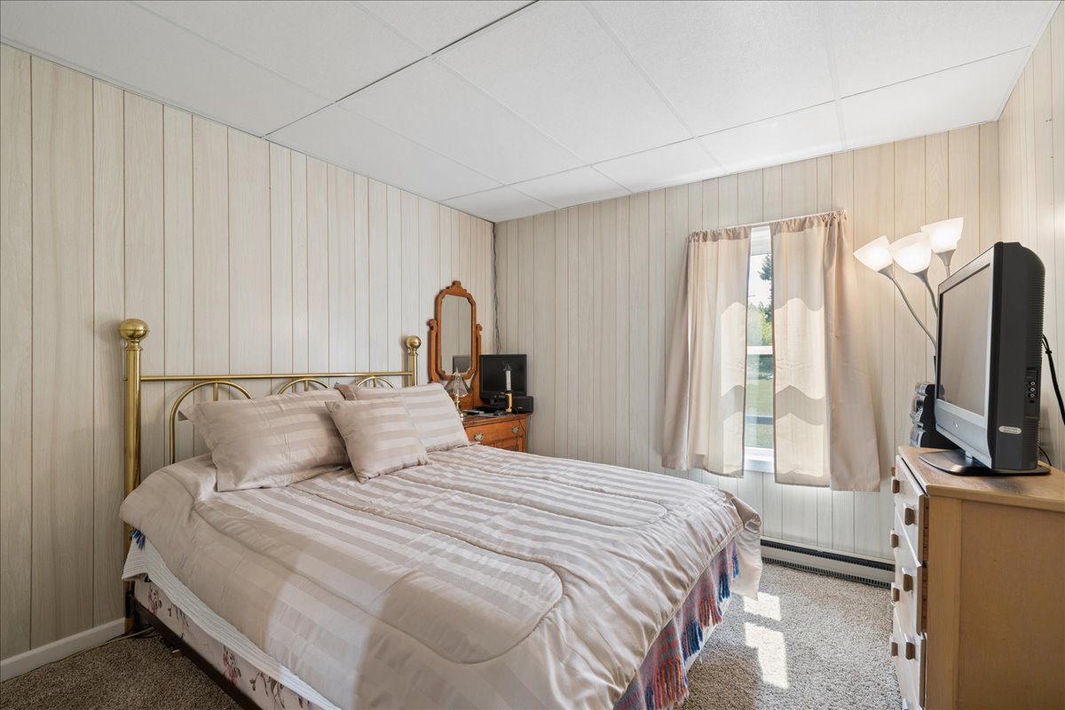12 Cascade Avenue Property Photo 14