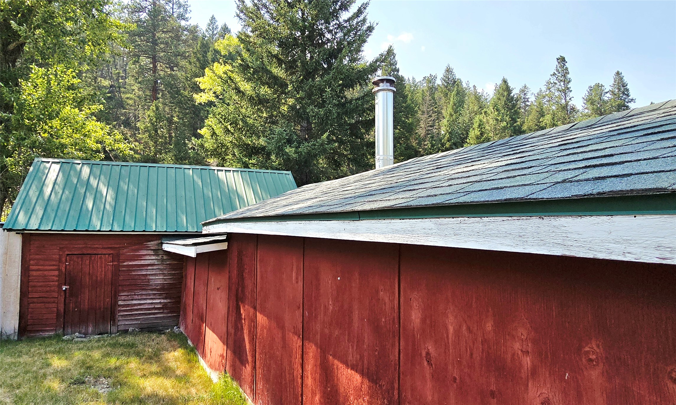12 Cascade Avenue Property Photo 47