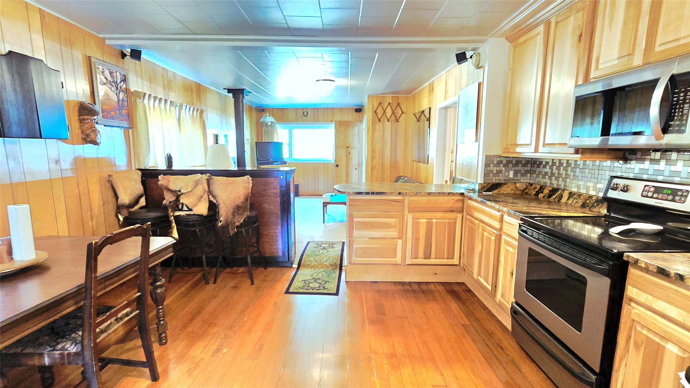 12 Cascade Avenue Property Photo 49