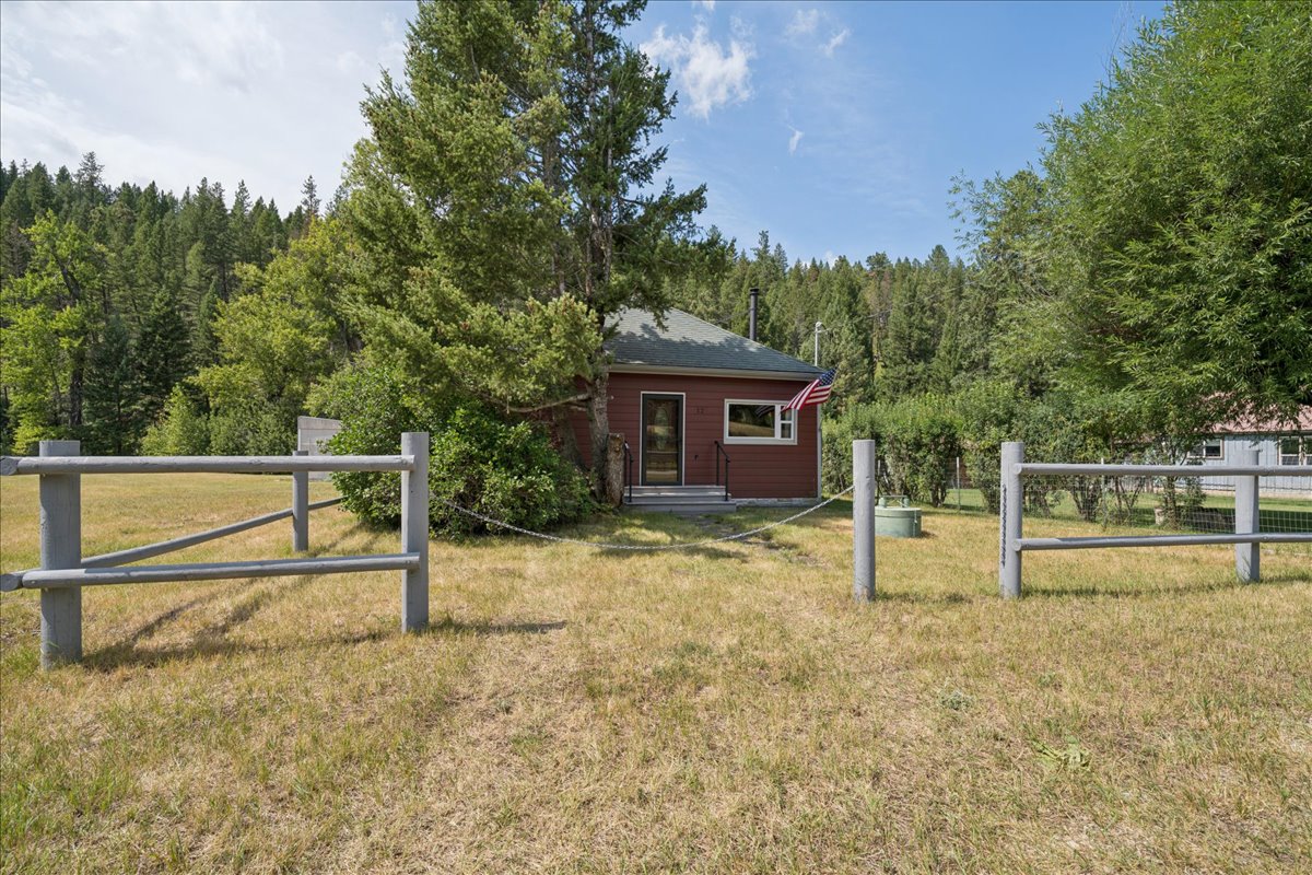 12 Cascade Avenue Property Photo 58