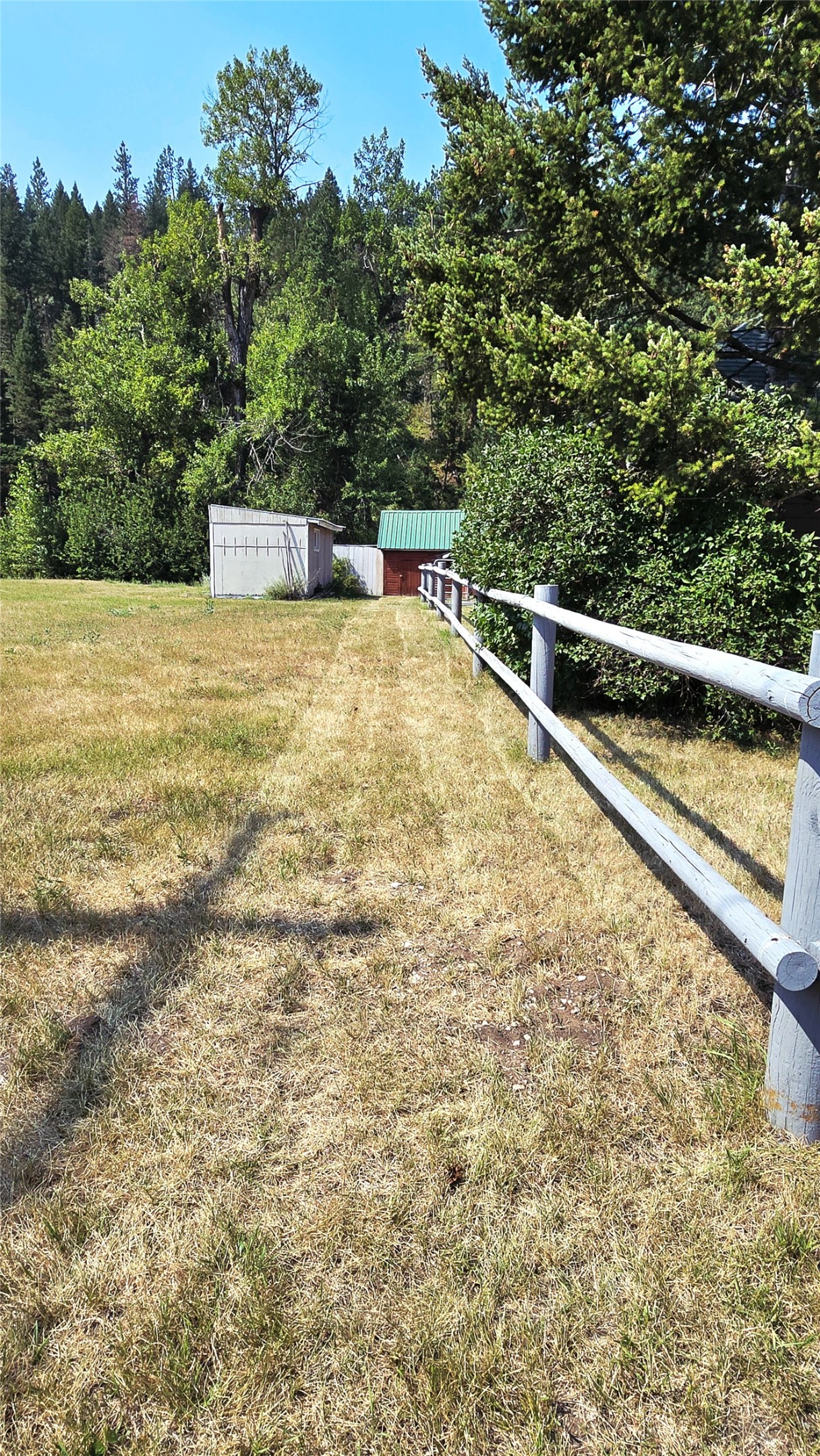 12 Cascade Avenue Property Photo 59