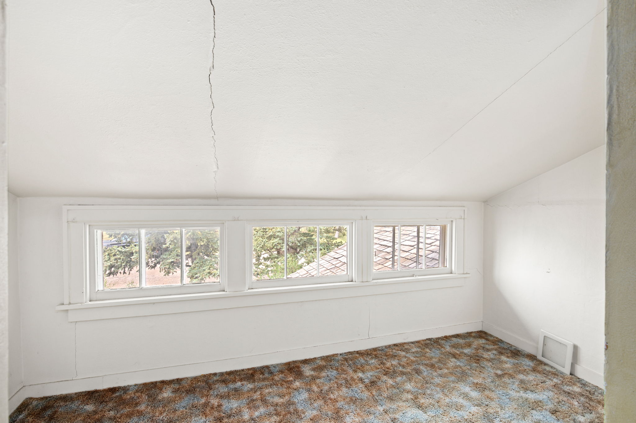121 Central Avenue S Property Photo 20