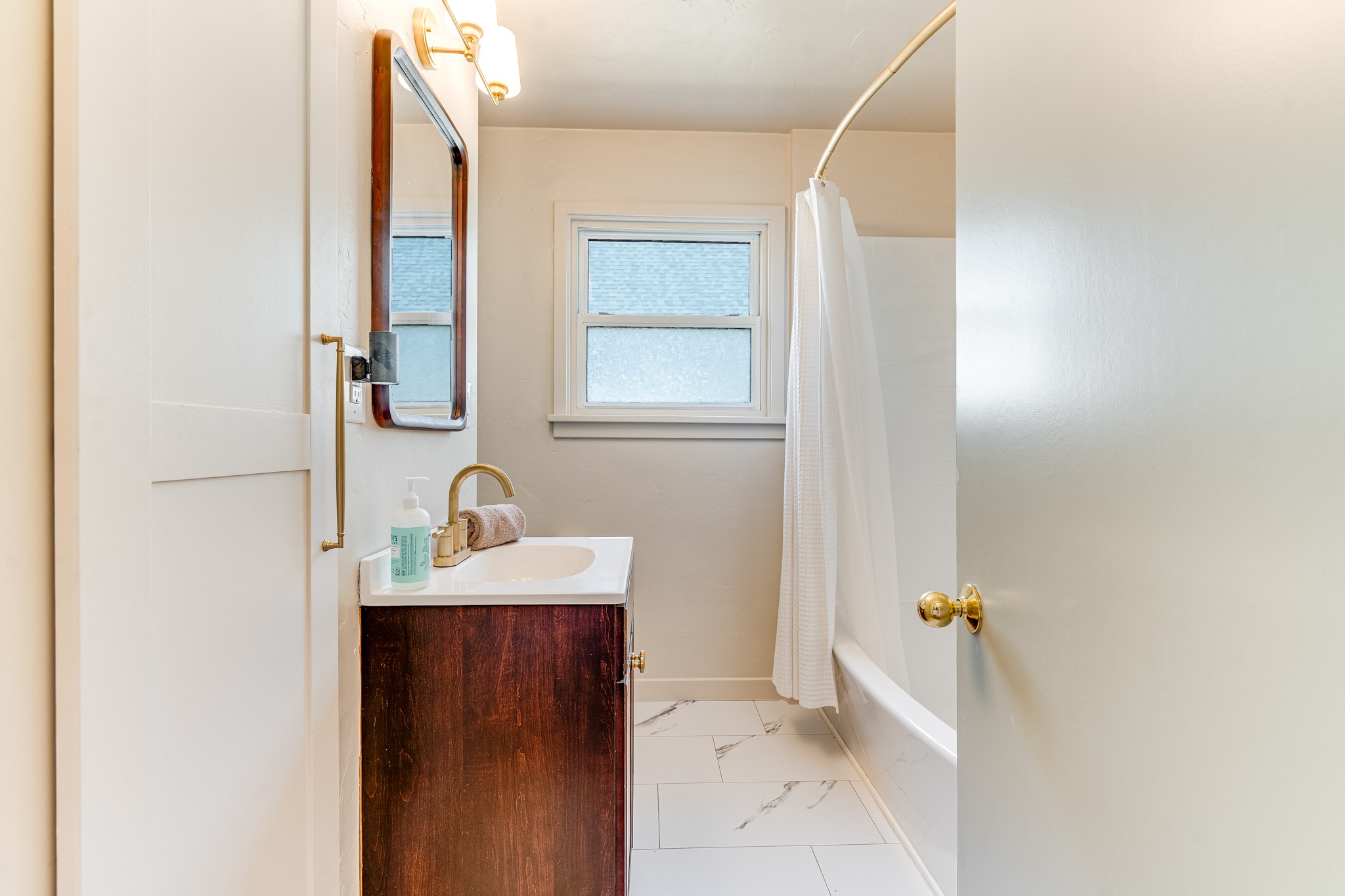 240 8th Avenue W Property Photo 29