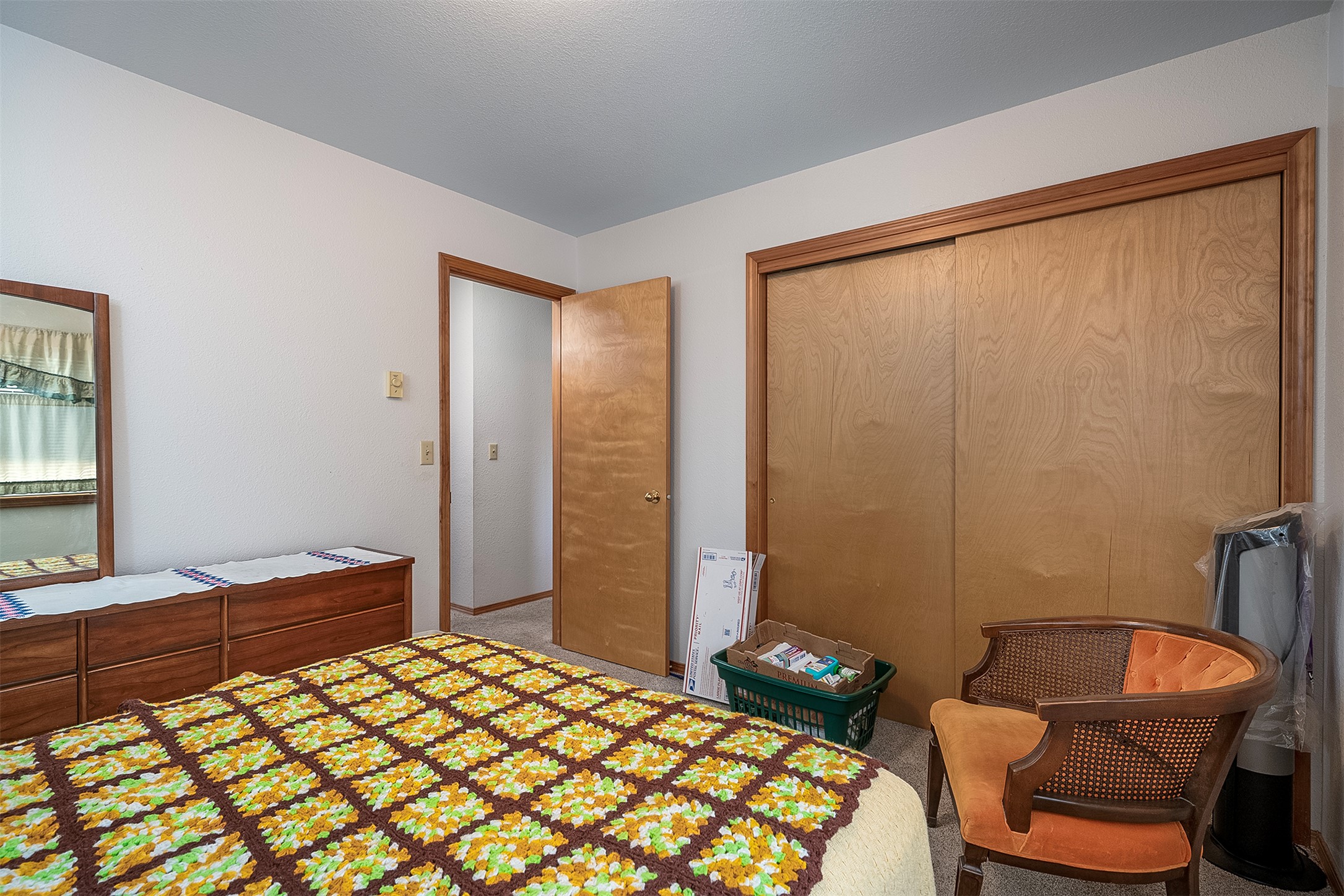 308 22nd Avenue W Property Photo 14