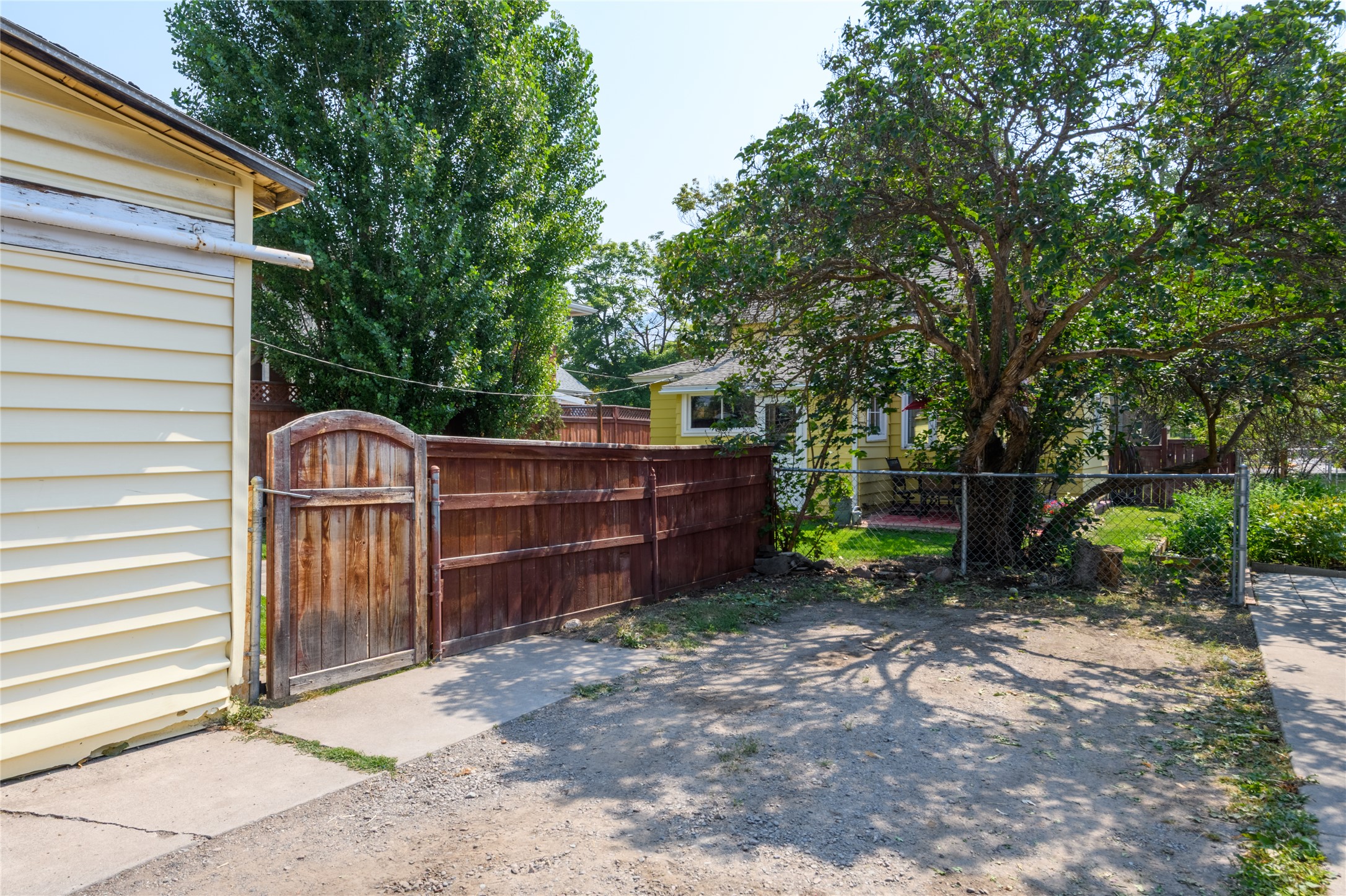 509 Brooks Street Property Photo 27