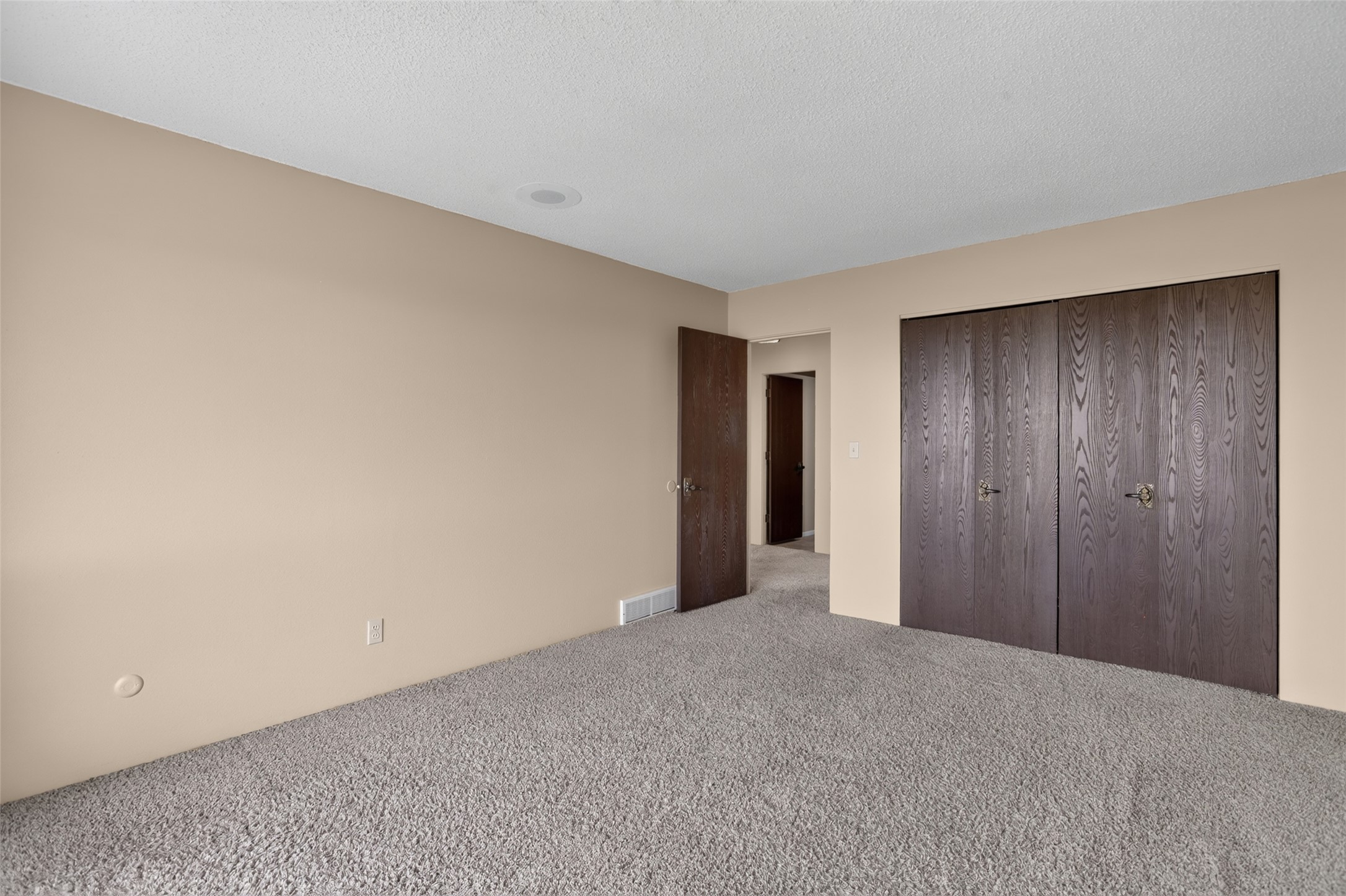 2725 Huckleberry Drive Property Photo 40