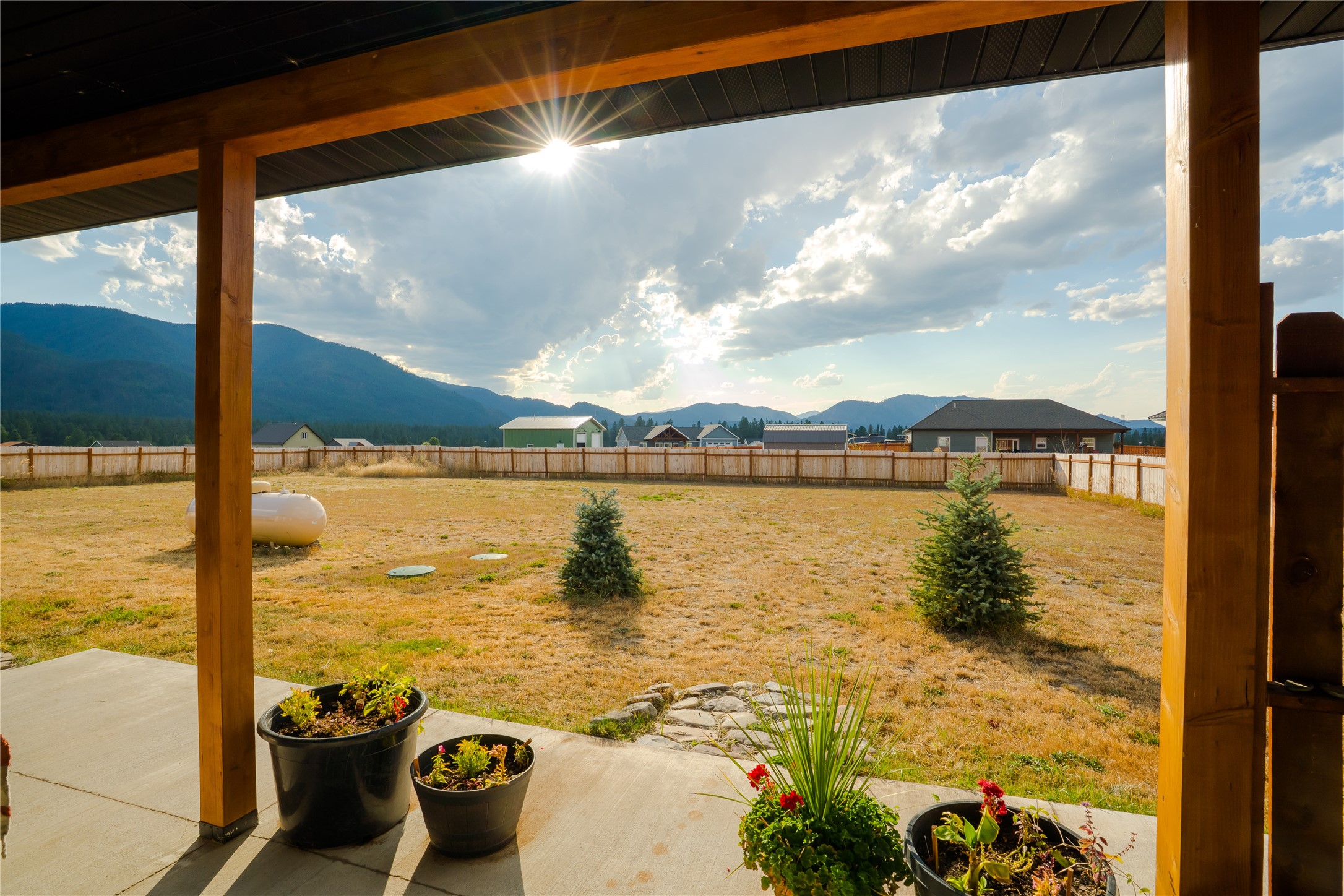 39 Lariat Loop Property Photo 9