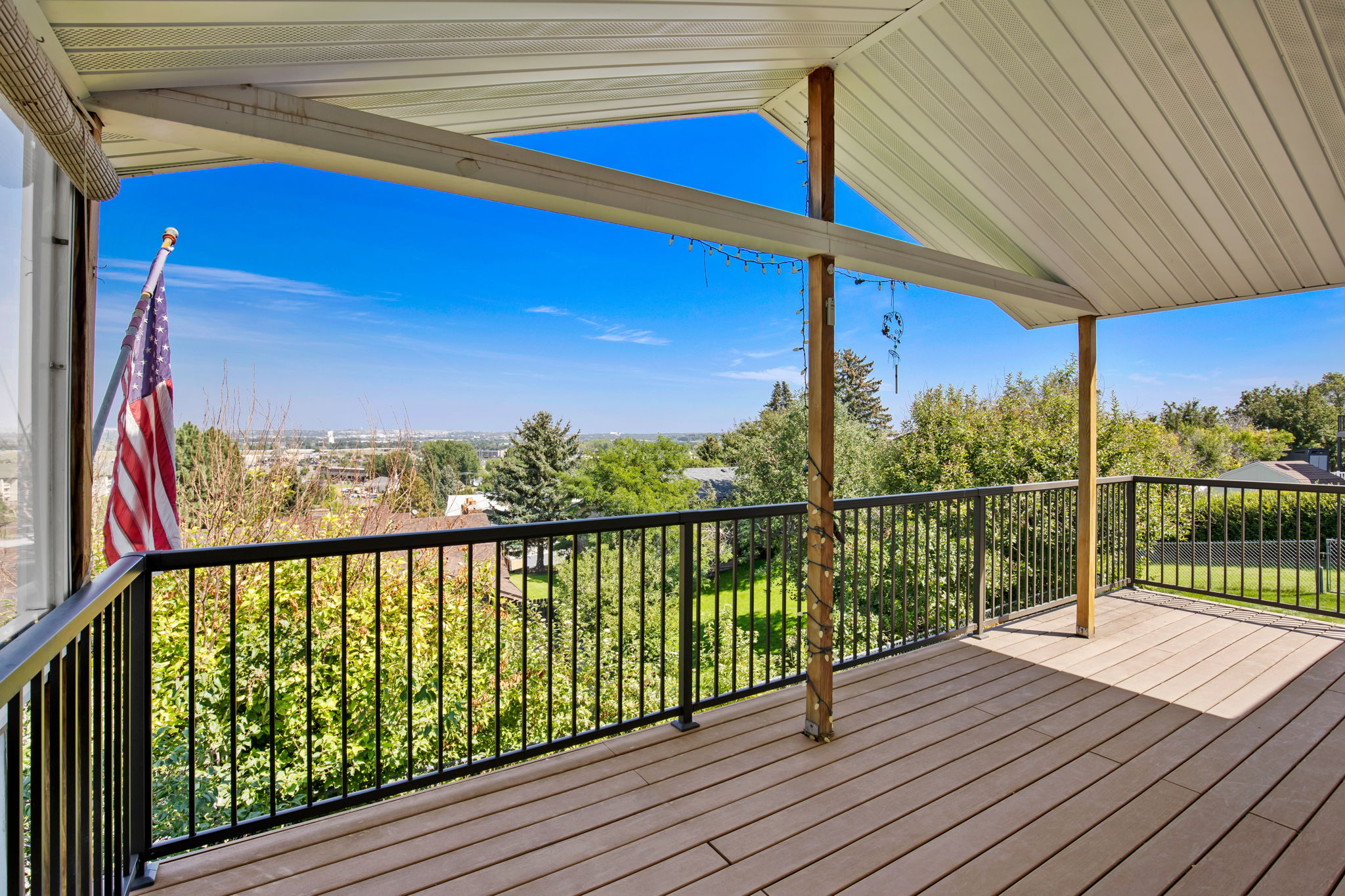 2729 Greenbriar Drive Property Photo 13