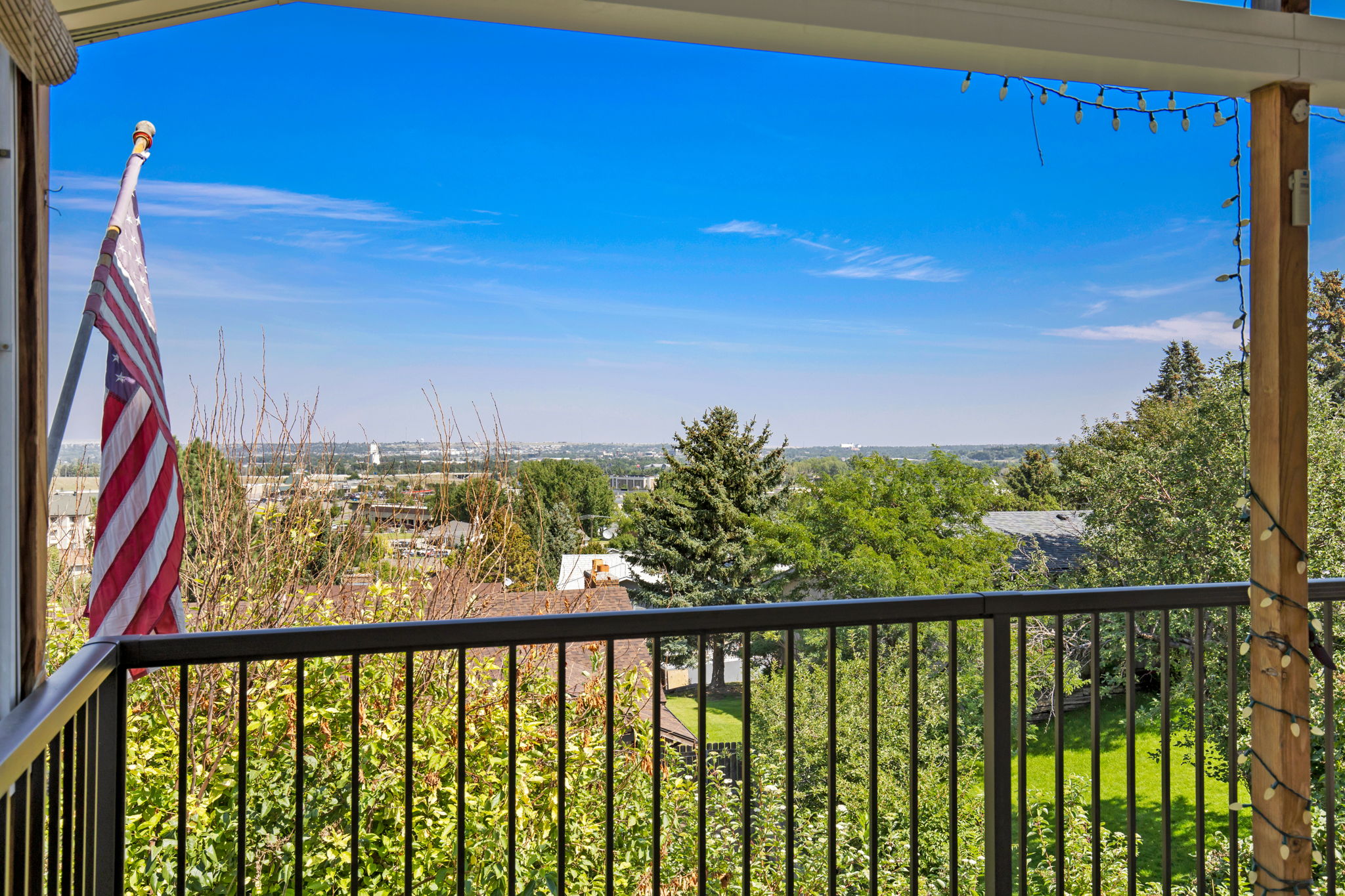 2729 Greenbriar Drive Property Photo 14