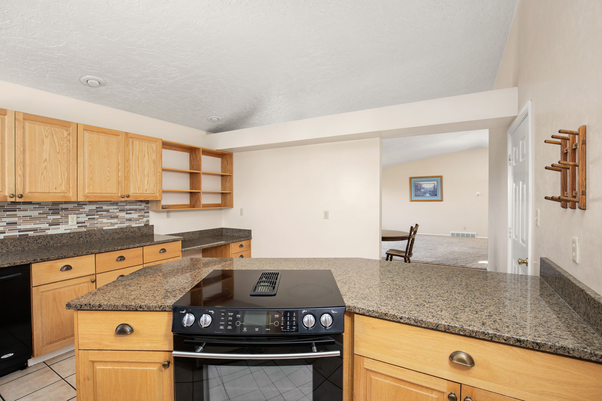 2729 Greenbriar Drive Property Photo 28