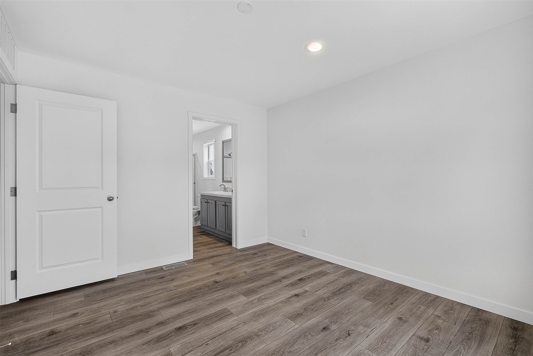 306 S Cook Street Property Photo 14