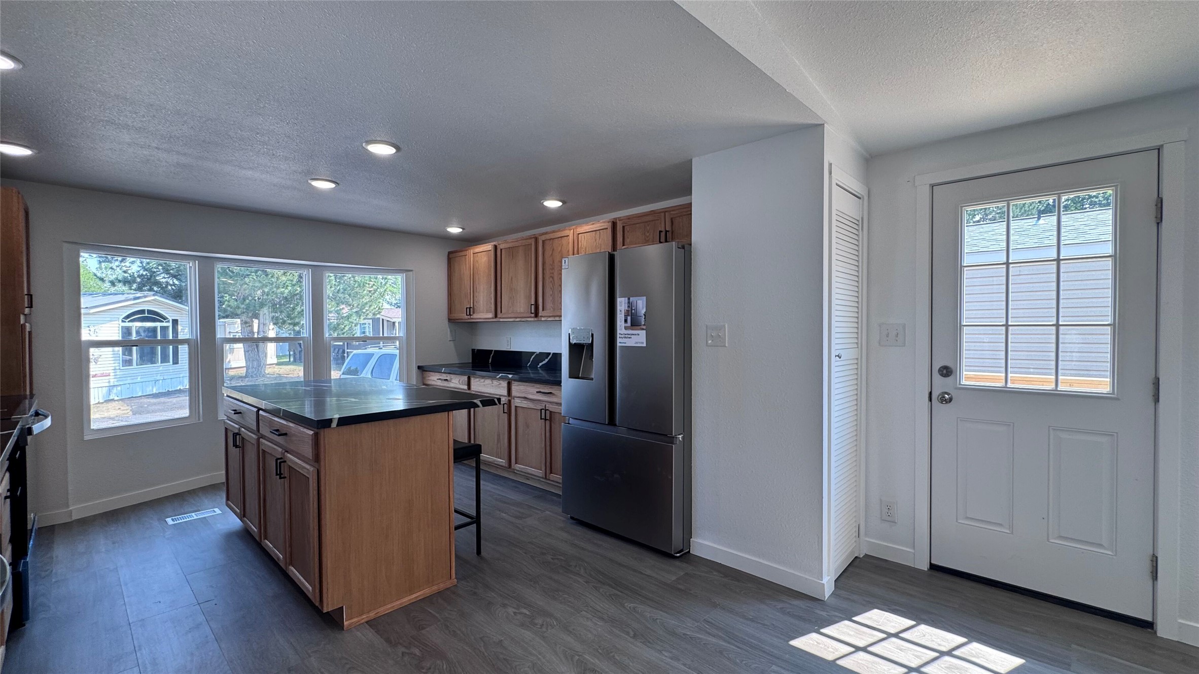3000 Villard Avenue 98 Property Photo 6