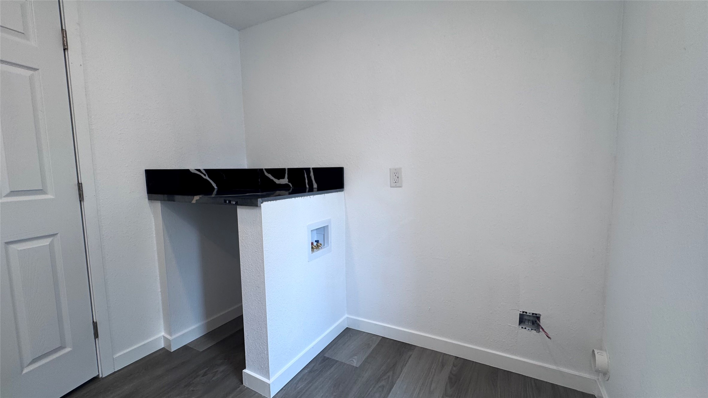 3000 Villard Avenue 98 Property Photo 10