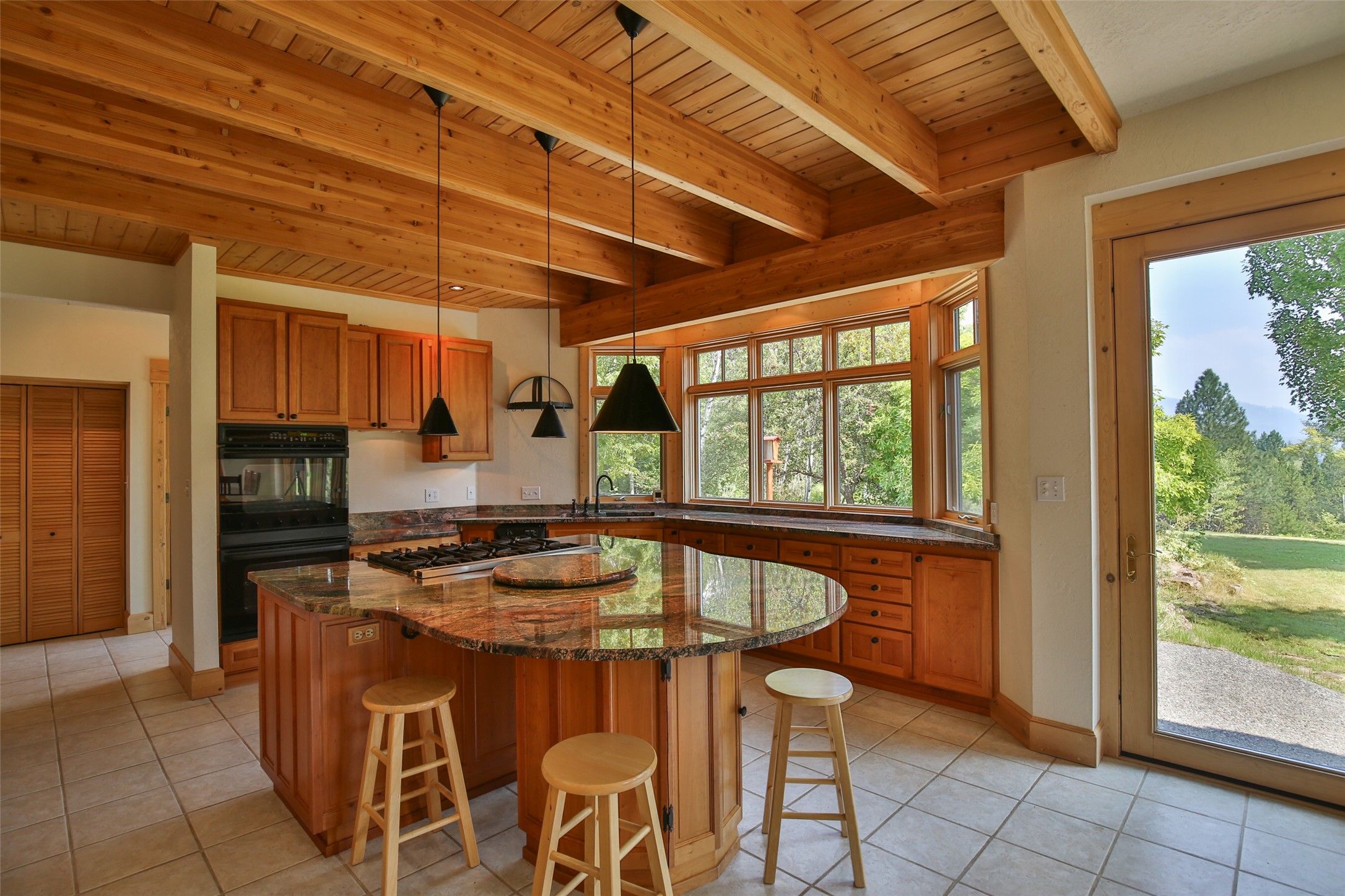 2 Ridge Lane Property Photo 16