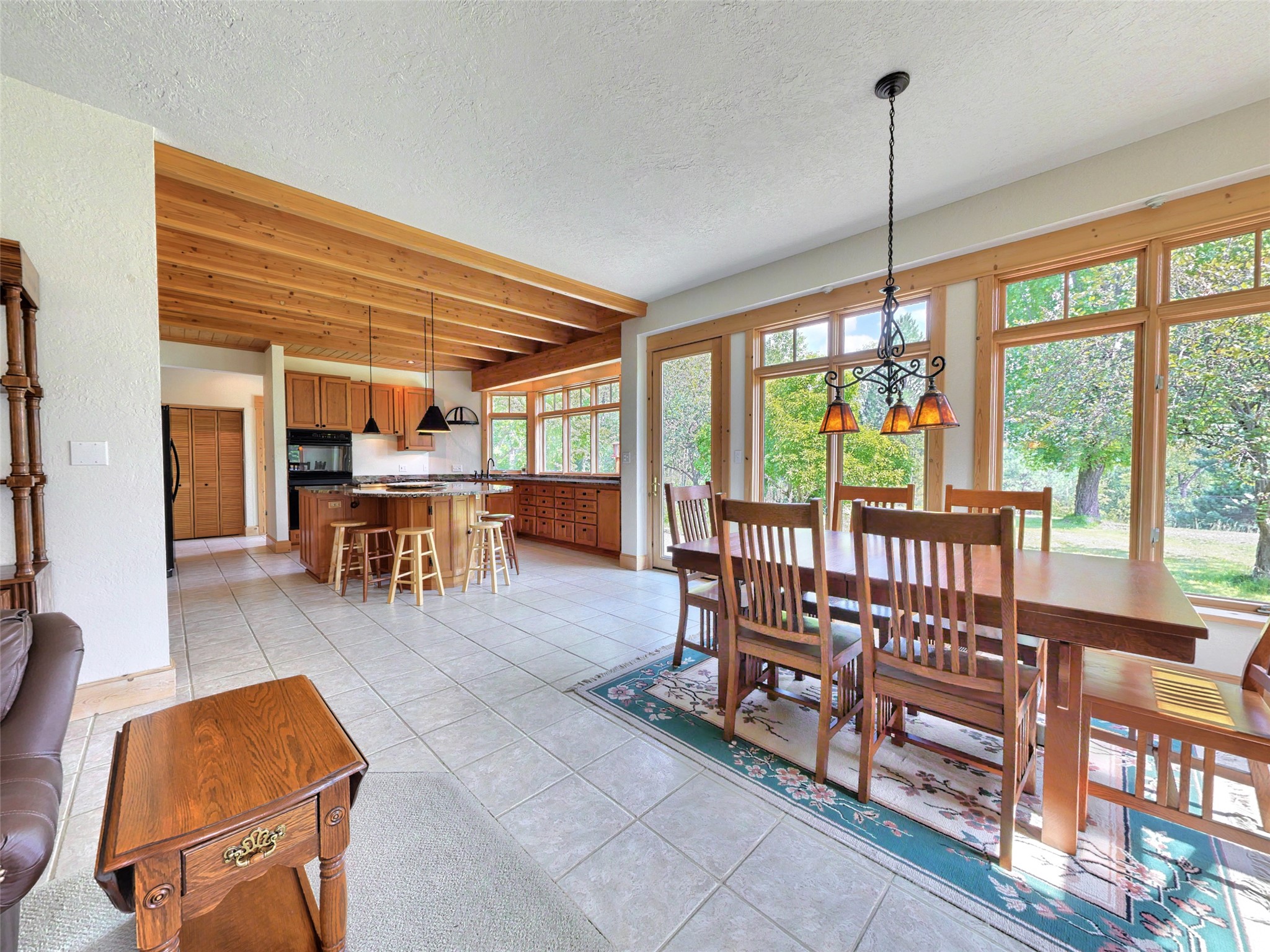 2 Ridge Lane Property Photo 23