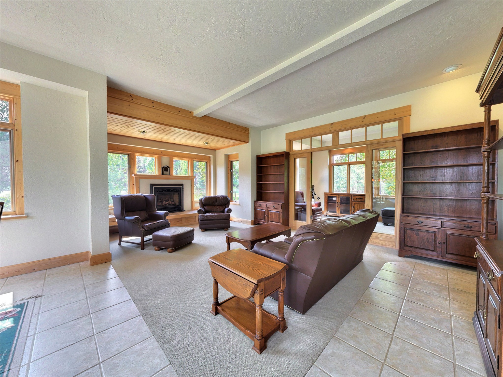 2 Ridge Lane Property Photo 27