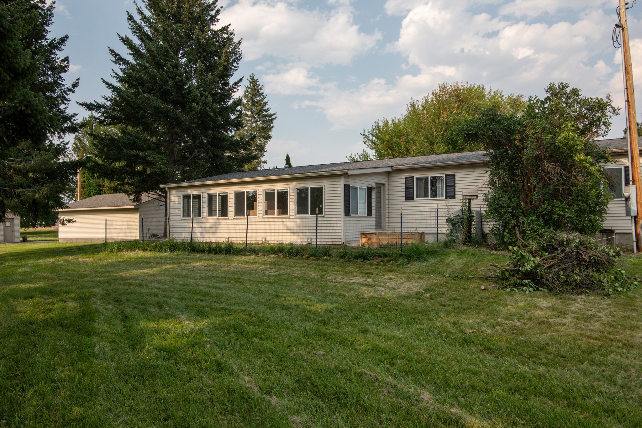 11919 Mullan Road Property Photo 5