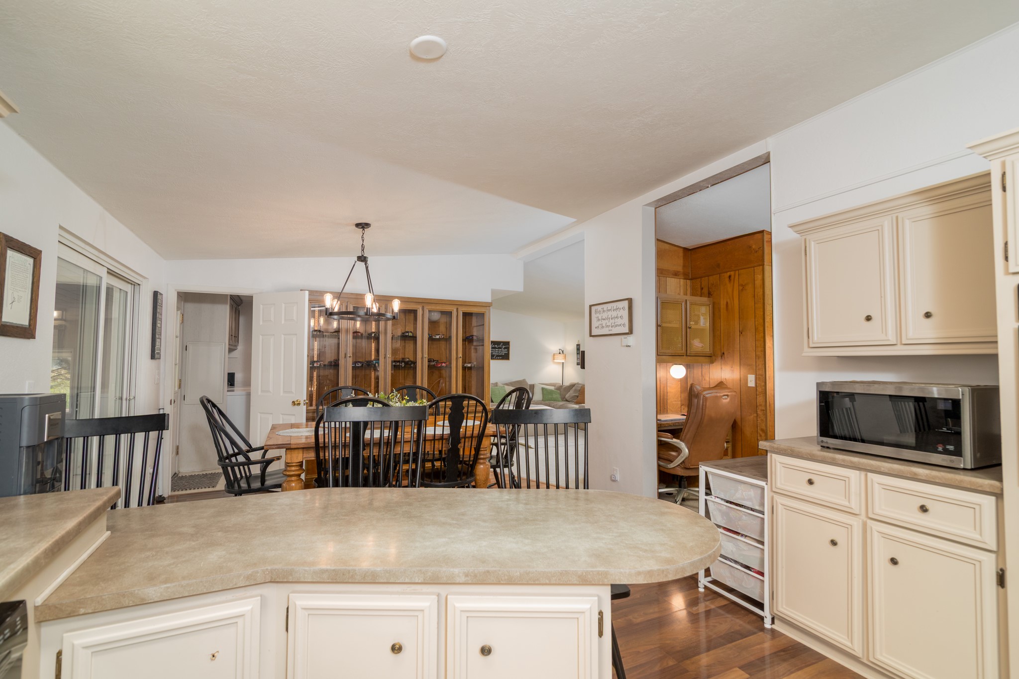 11919 Mullan Road Property Photo 16