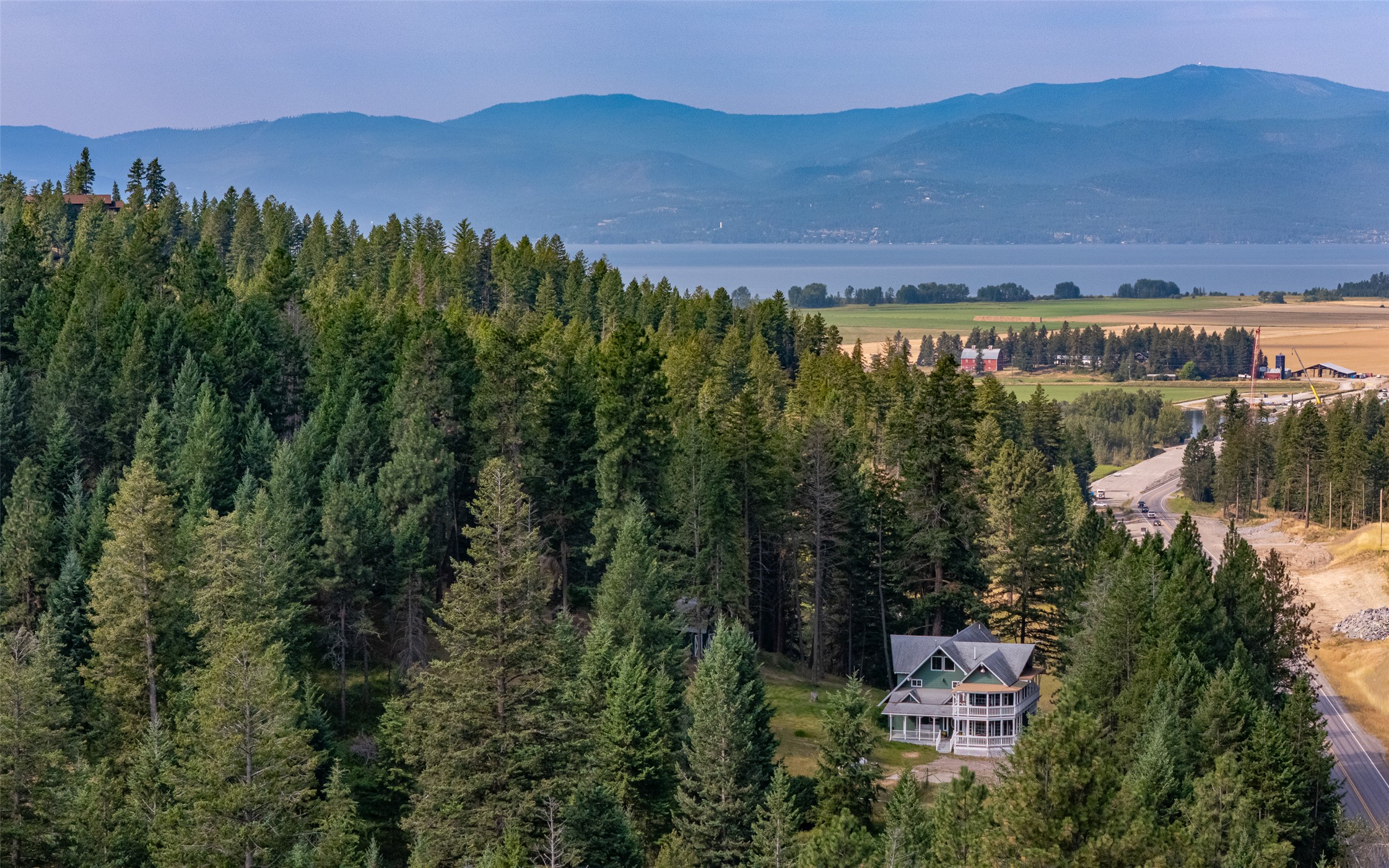 2790 Mt Highway 82 Property Photo 4