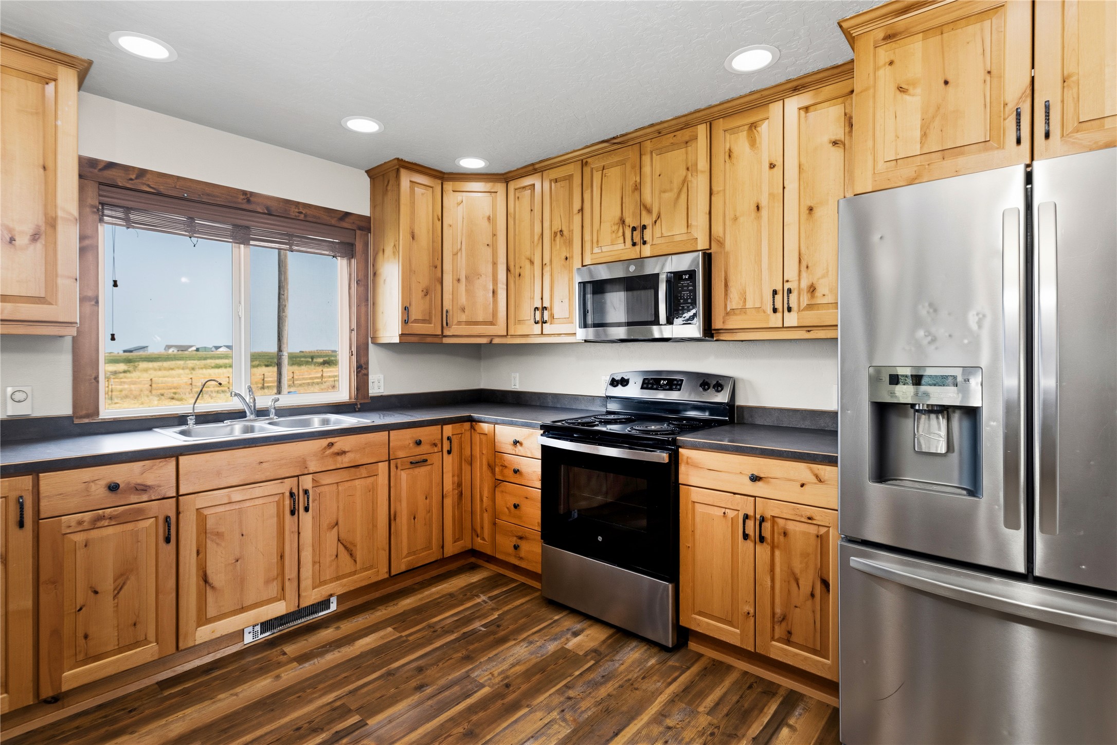 41187 Tower Road Property Photo 16