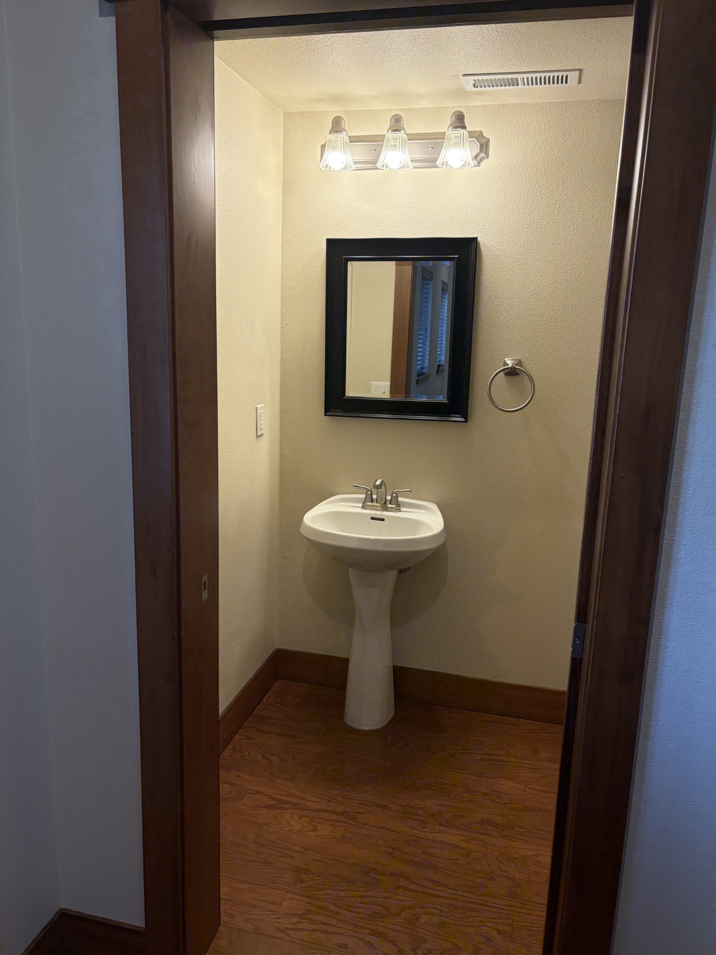502 Silverleaf Drive Property Photo 6