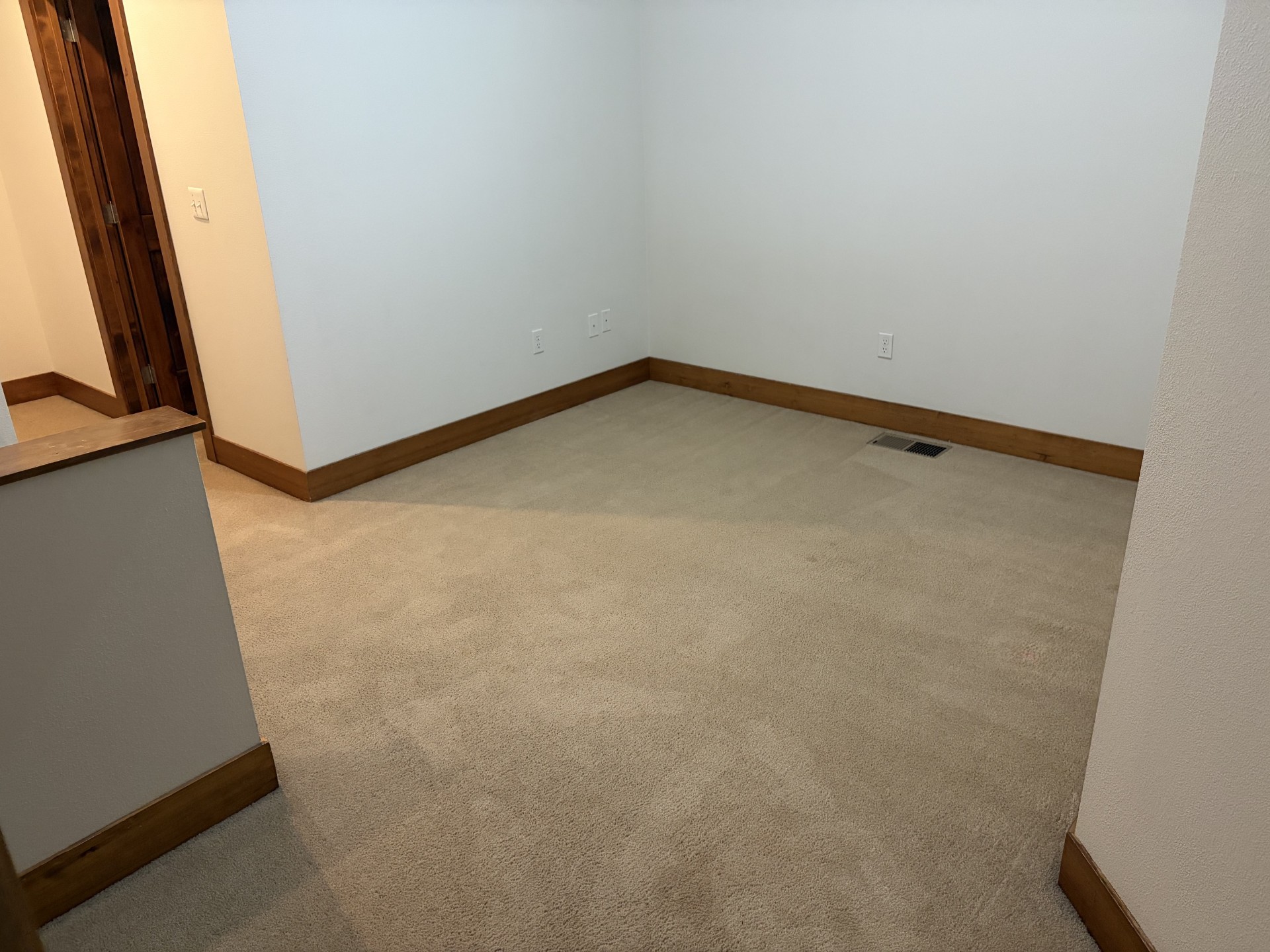 502 Silverleaf Drive Property Photo 11
