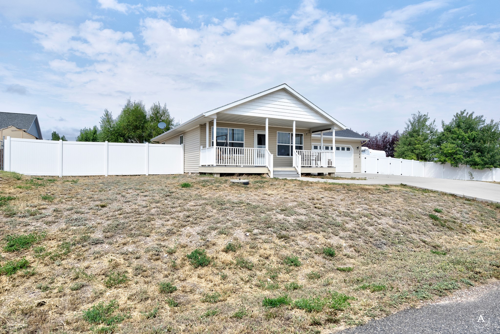 766 Pintail Road Property Photo 2