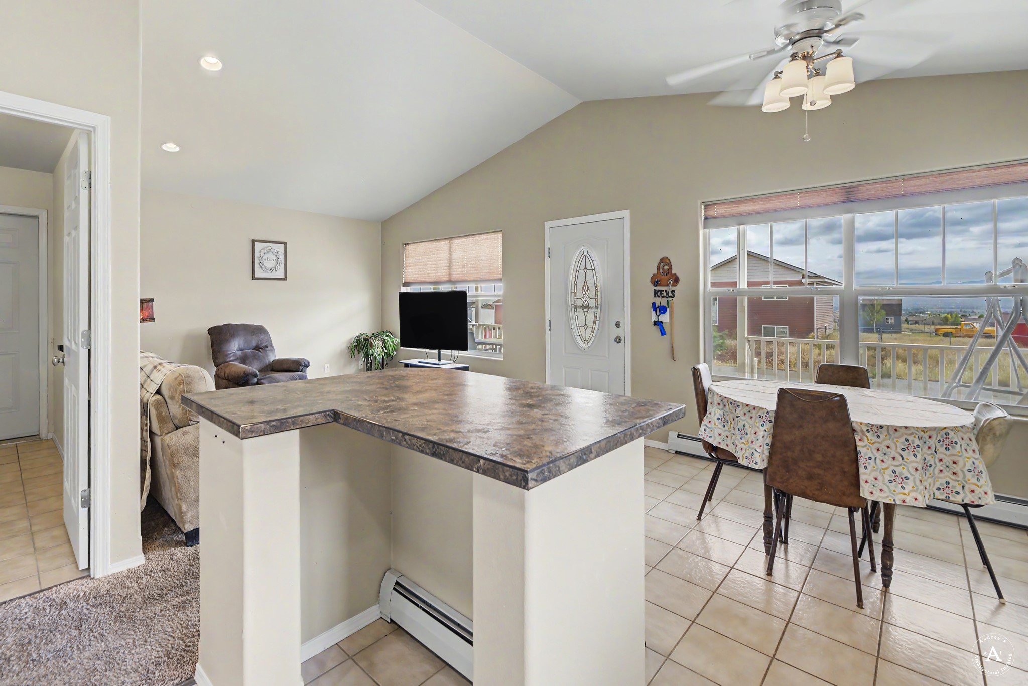 766 Pintail Road Property Photo 9