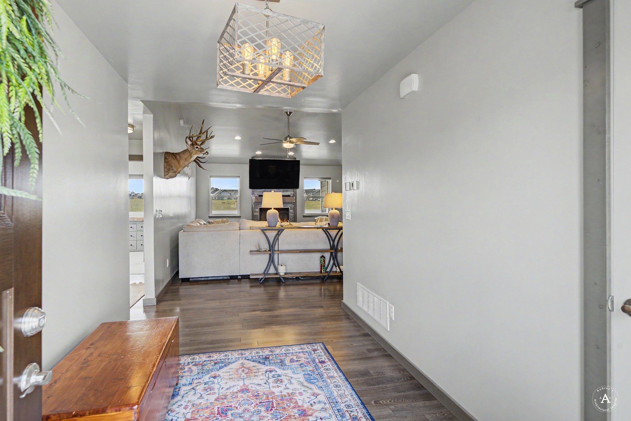 4245 Berkshire Road Property Photo 3