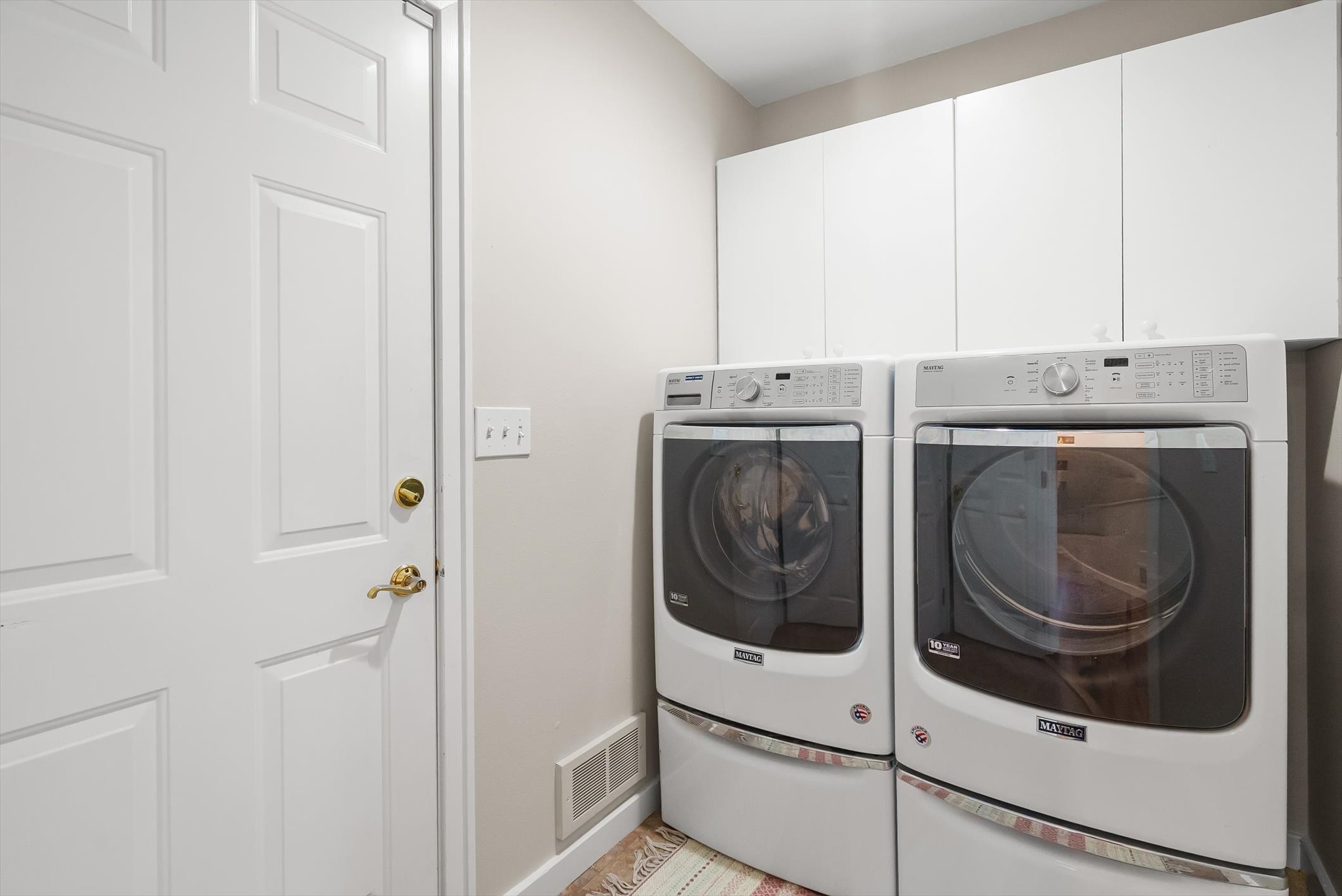 257 Eagle Bend Drive Property Photo 10